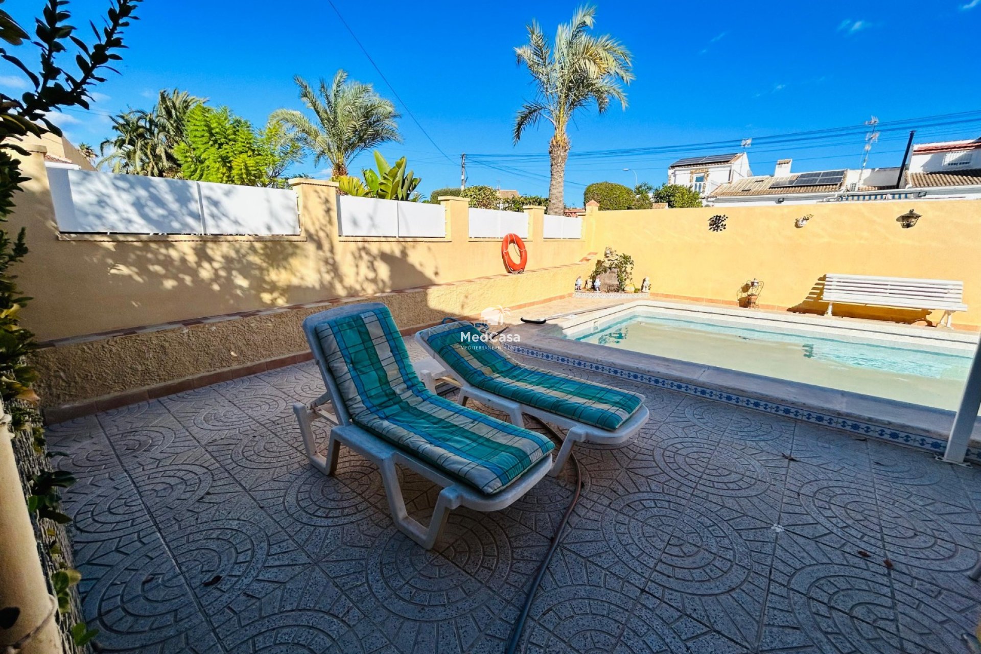 Resale - Semi - Detached Villa -
Torrevieja - San Luis