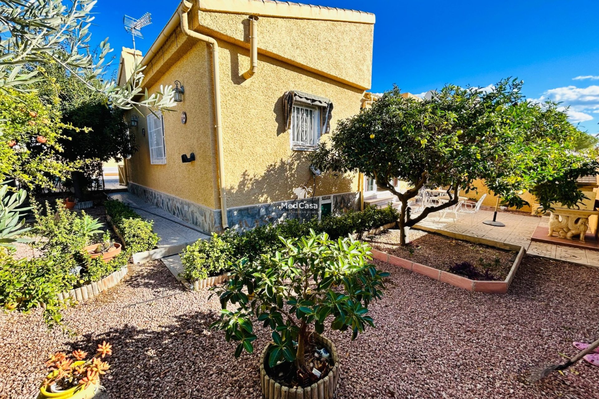 Resale - Semi - Detached Villa -
Torrevieja - San Luis