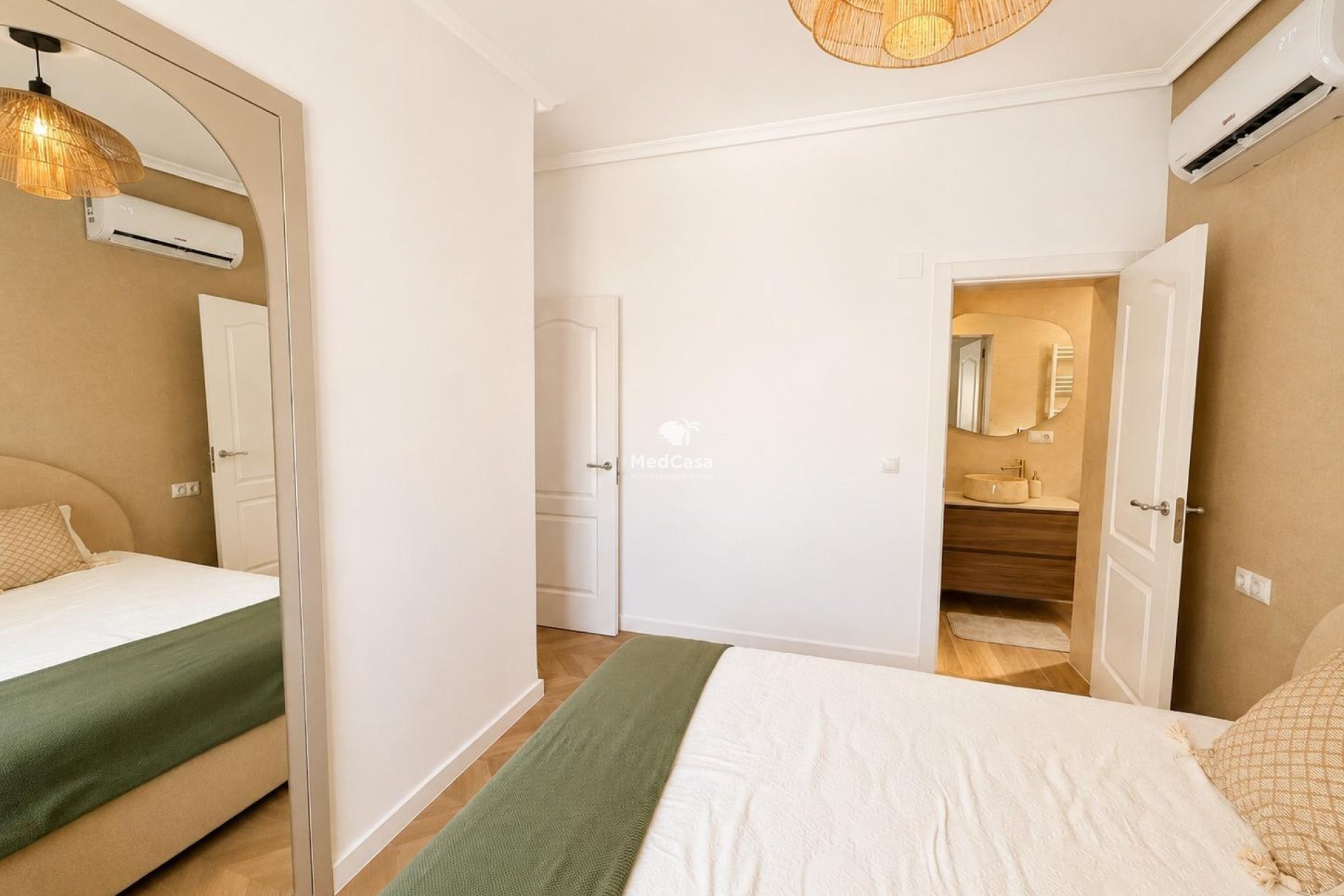 Resale - Semi -
Orihuela Costa - Punta Prima