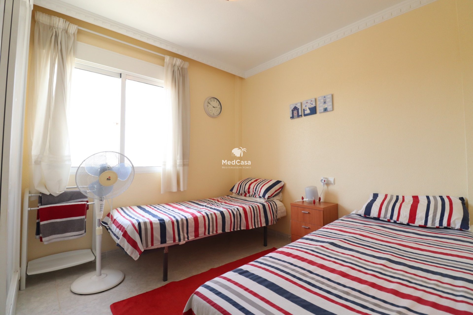 Resale - Townhouse -
Benijofar
