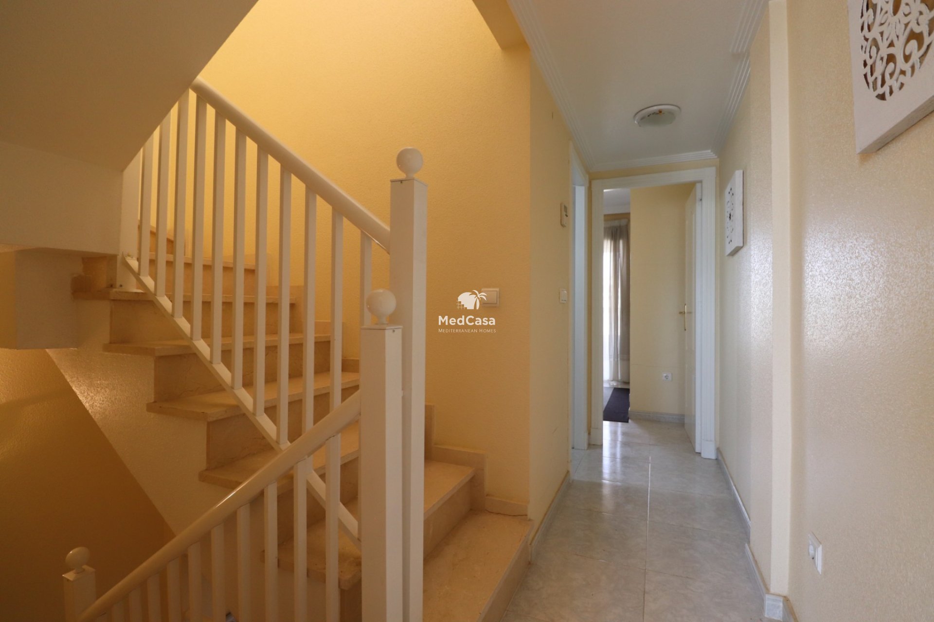 Resale - Townhouse -
Benijofar