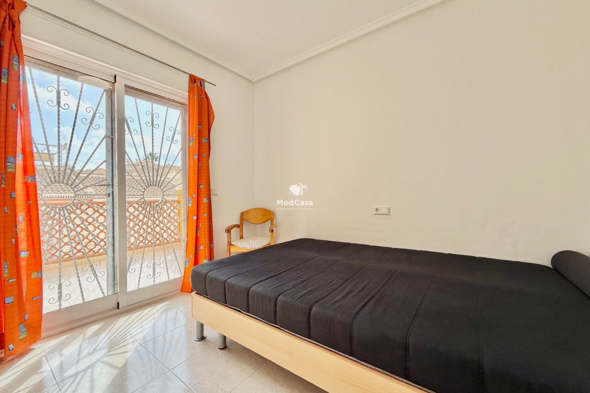 Resale - Townhouse -
Ciudad Quesada - Doña Pepa