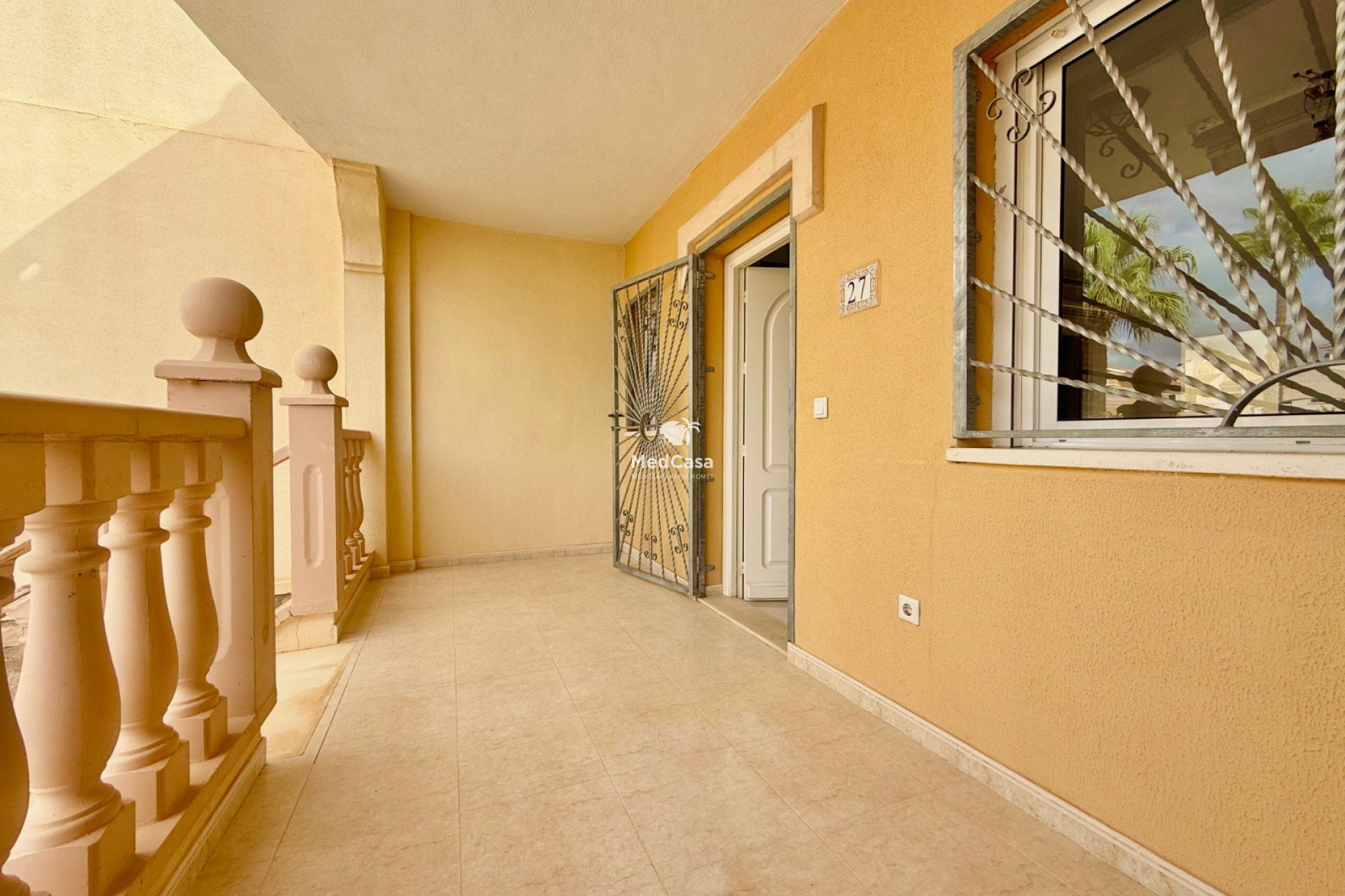 Resale - Townhouse -
Ciudad Quesada - Doña Pepa