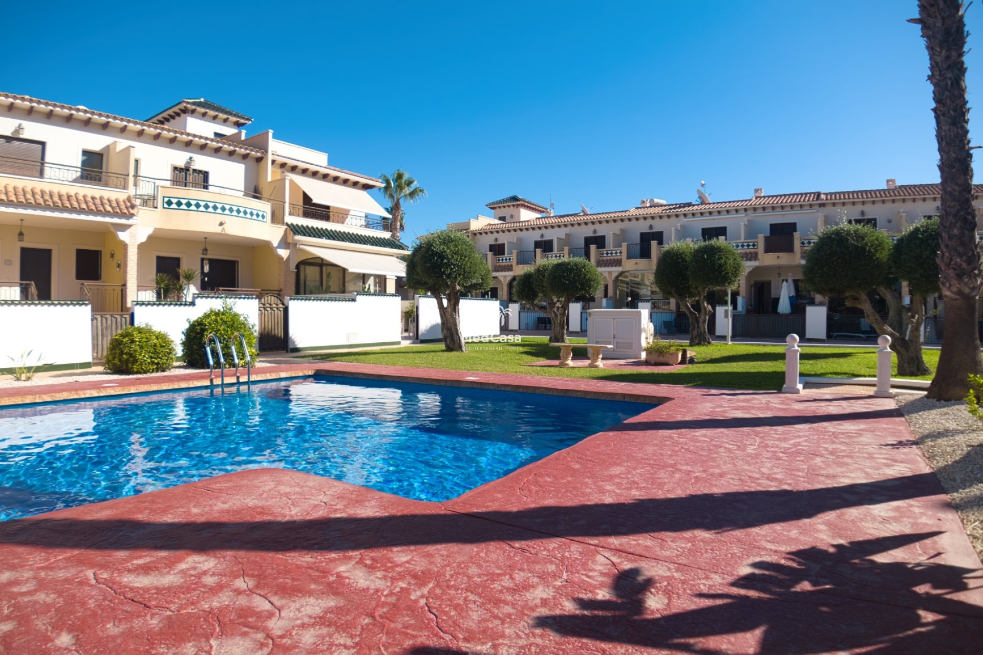 Resale - Townhouse -
Ciudad Quesada - Doña Pepa