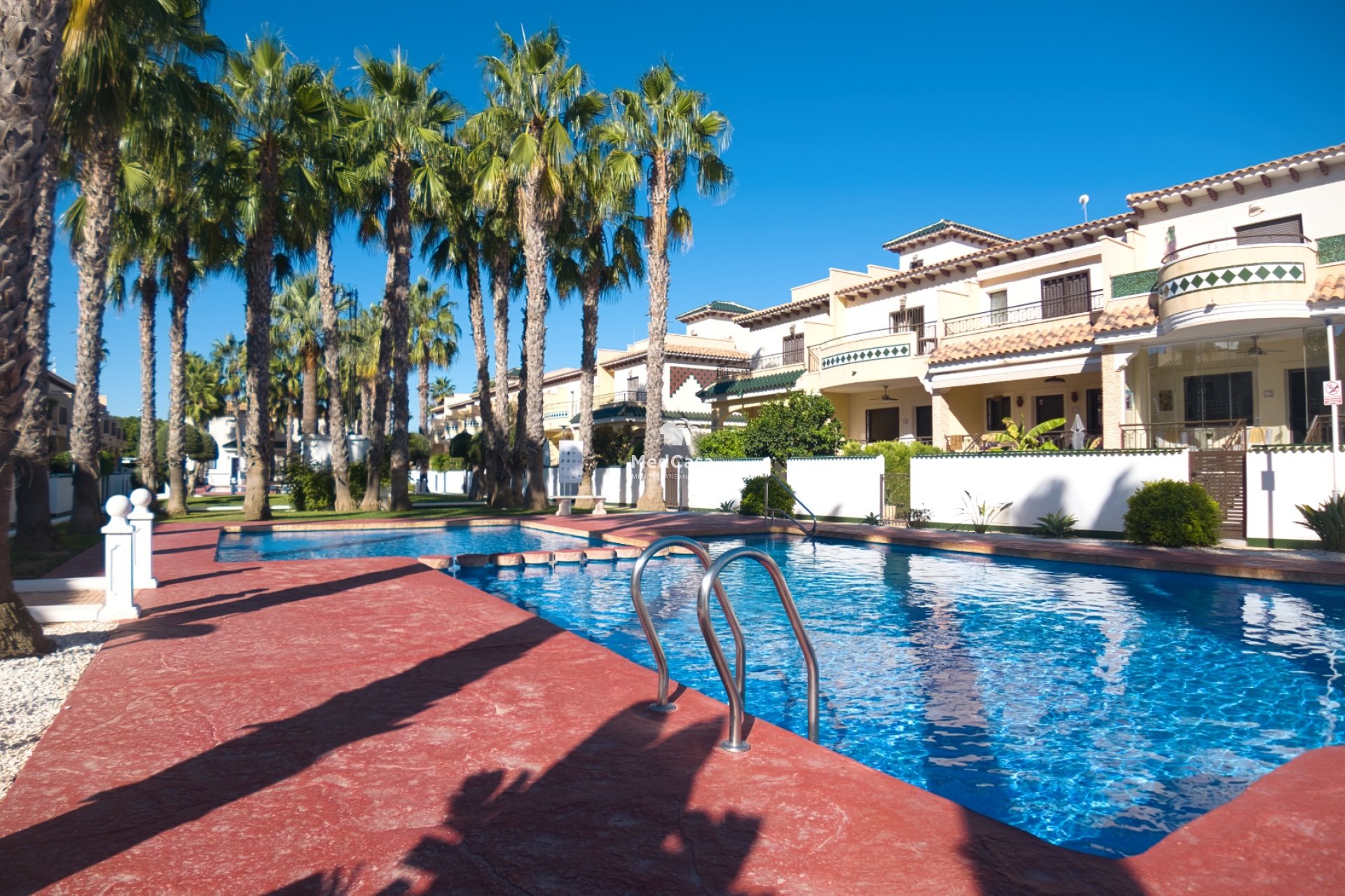 Resale - Townhouse -
Ciudad Quesada - Doña Pepa