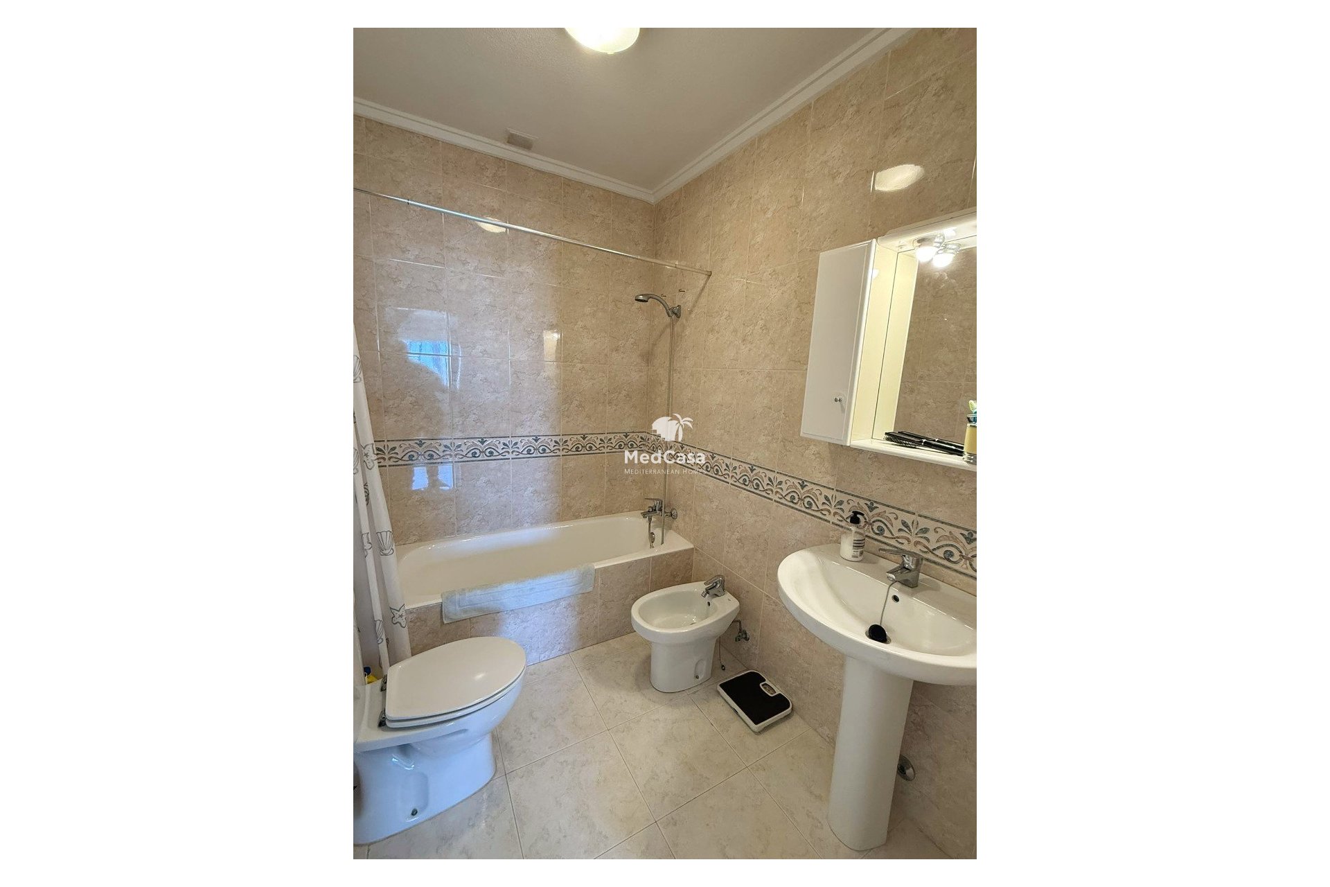 Resale - Townhouse -
Ciudad Quesada - La Fiesta