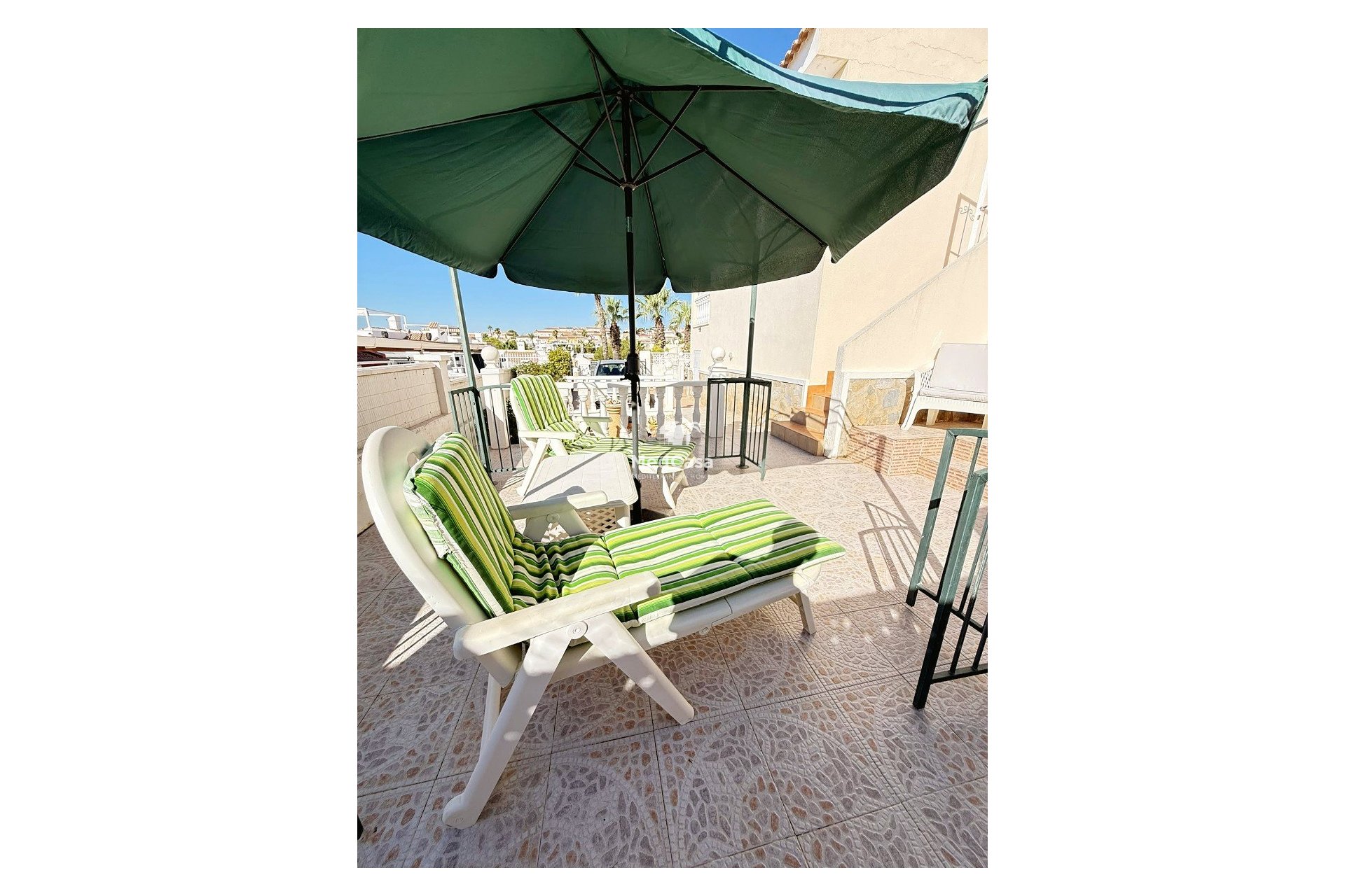 Resale - Townhouse -
Ciudad Quesada - La Fiesta