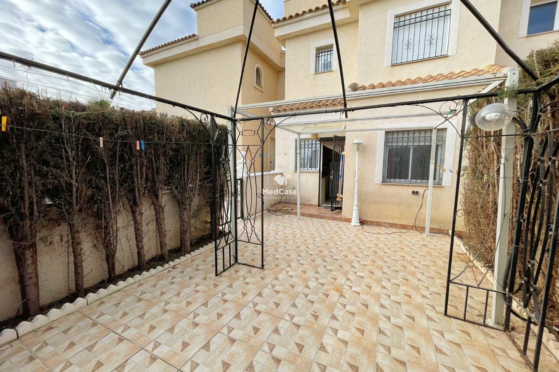 Resale - Townhouse -
Ciudad Quesada - Lo Marabú
