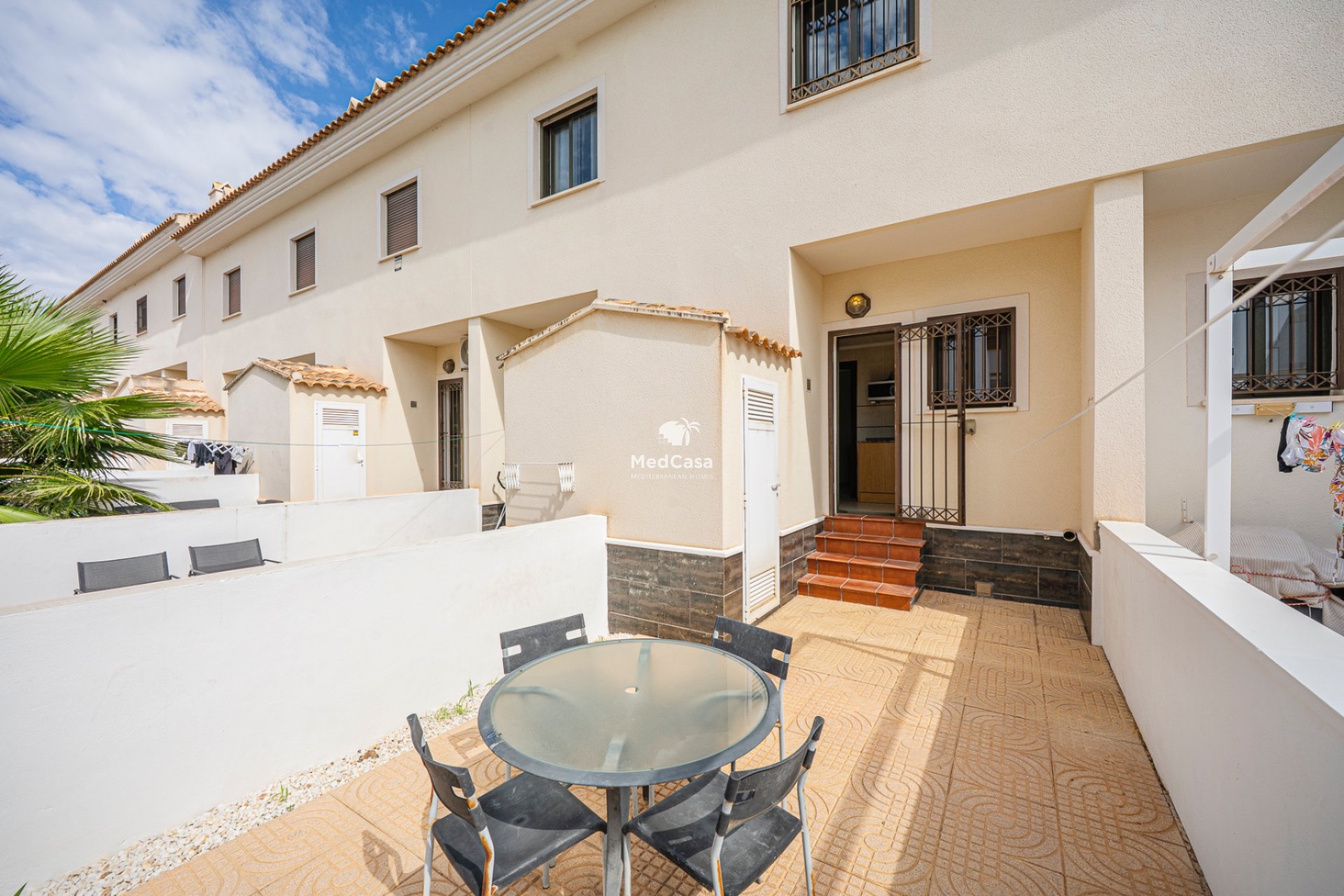 Resale - Townhouse -
Ciudad Quesada - Lo Marabú