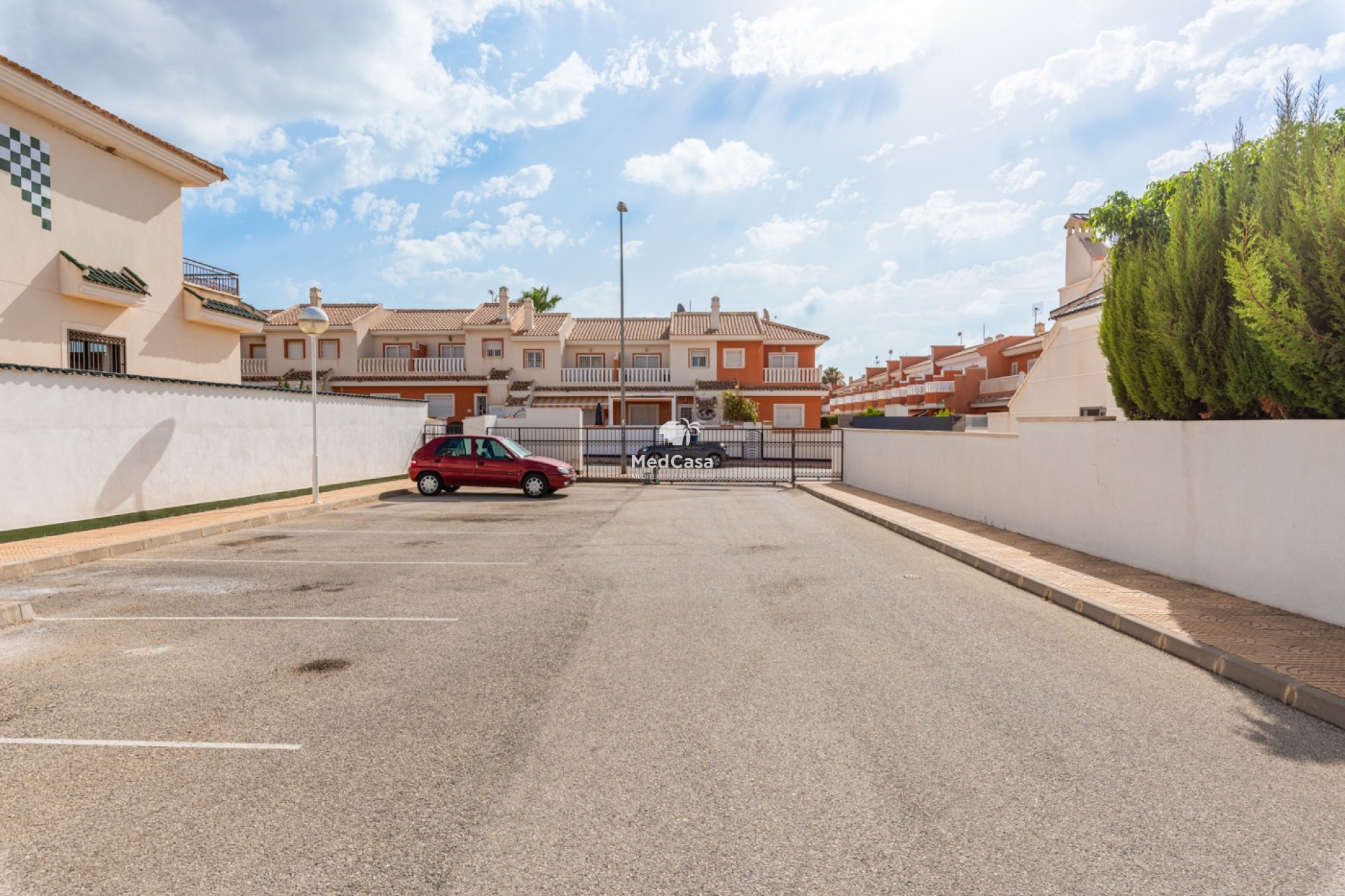 Resale - Townhouse -
Ciudad Quesada - Lo Marabú