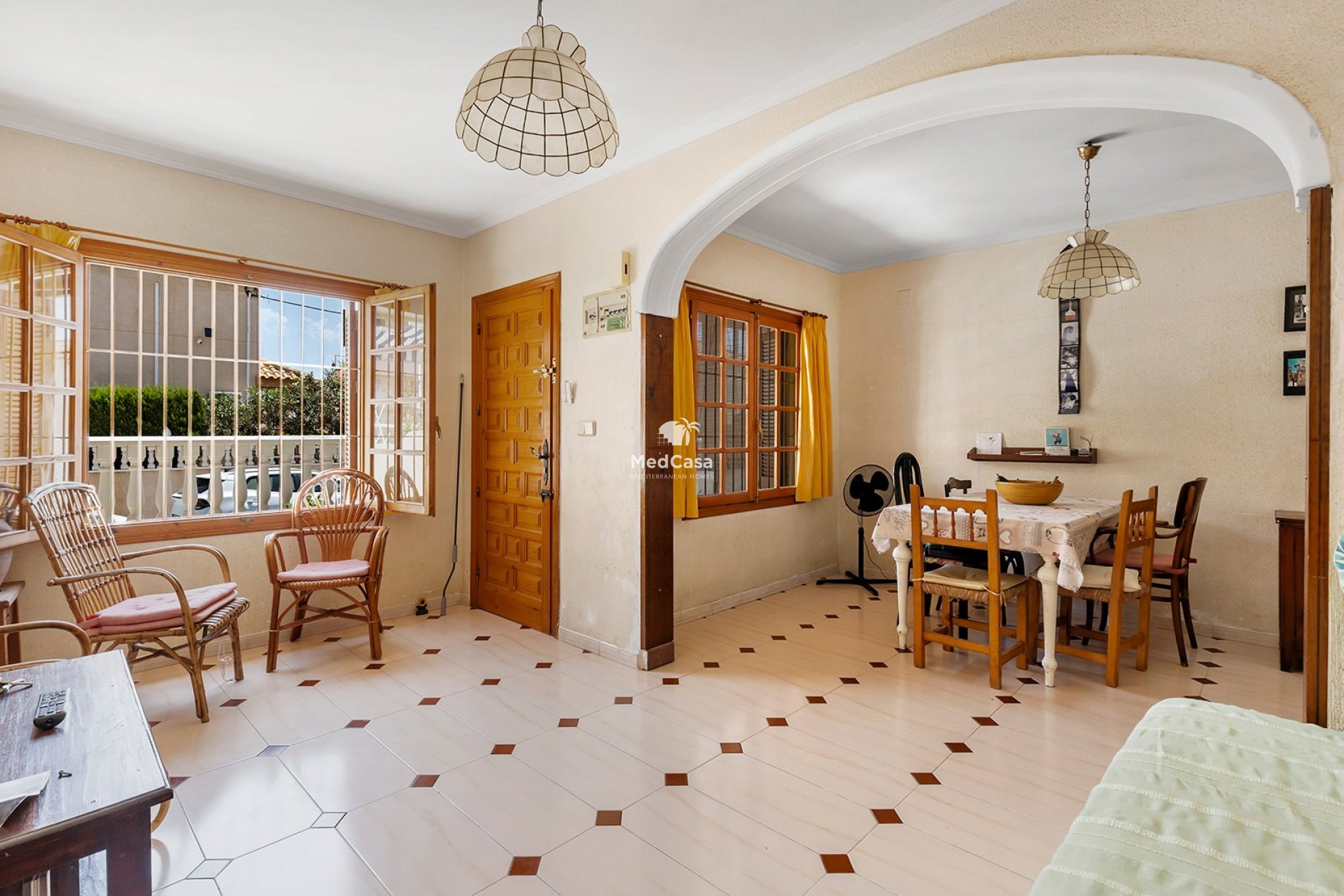 Resale - Townhouse -
La Mata - Playa