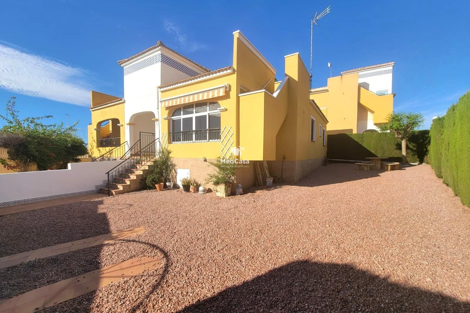 Resale - Townhouse -
Los Montesinos - Montesinos