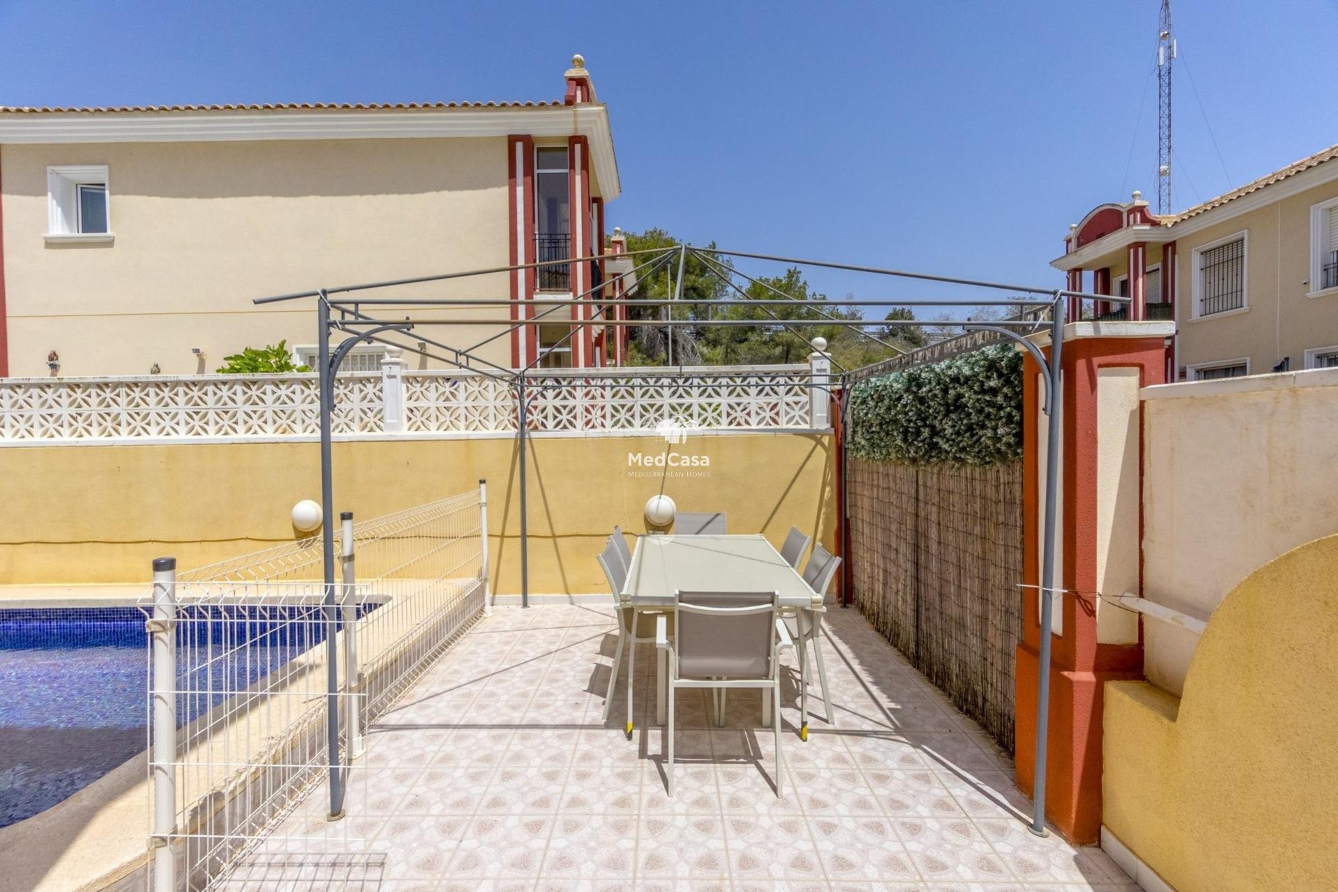 Resale - Townhouse -
Orihuela Costa - Campoamor