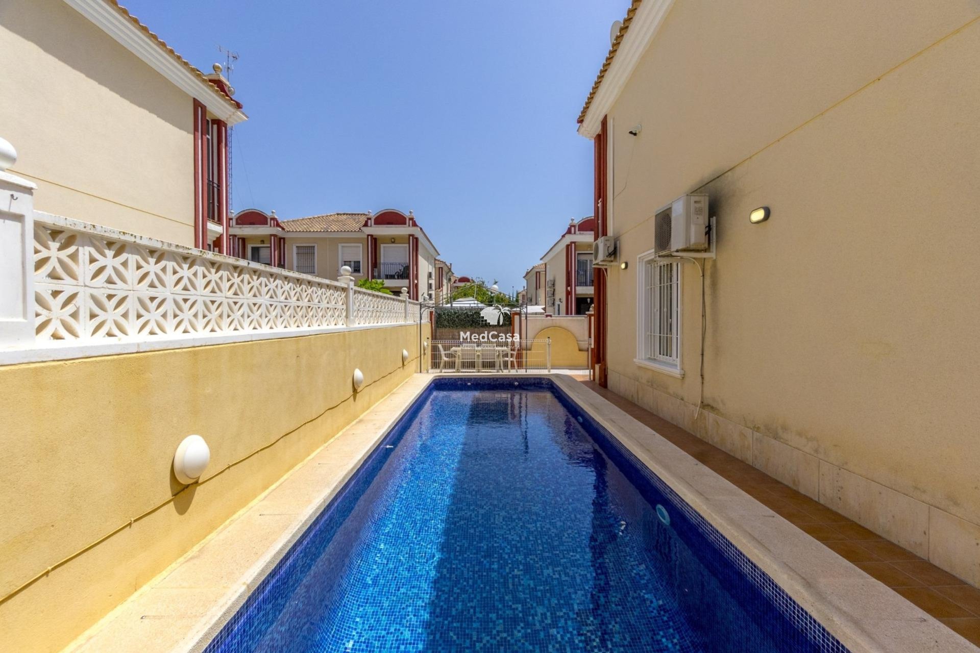 Resale - Townhouse -
Orihuela Costa - Campoamor