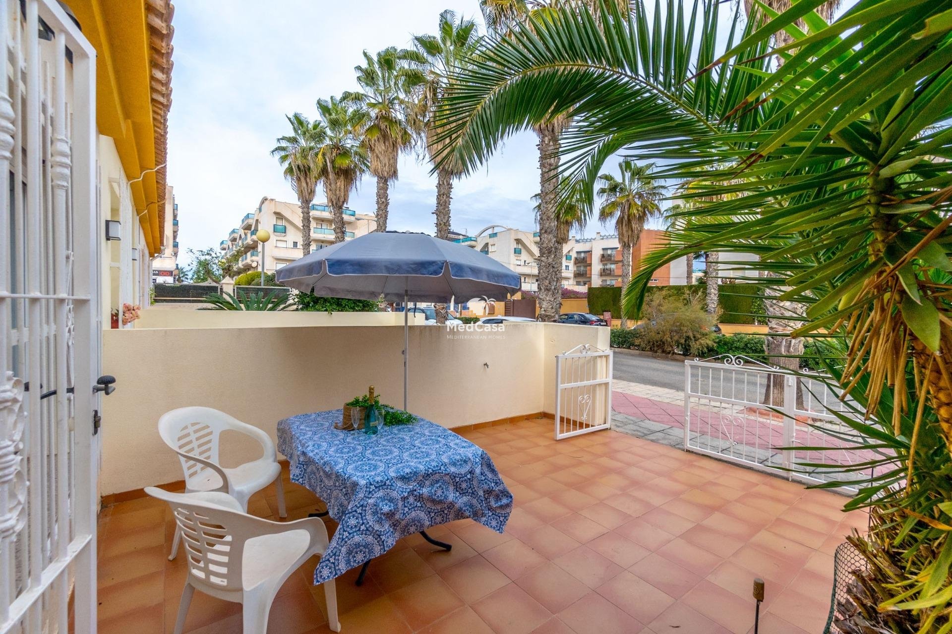 Resale - Townhouse -
Orihuela Costa - Campoamor