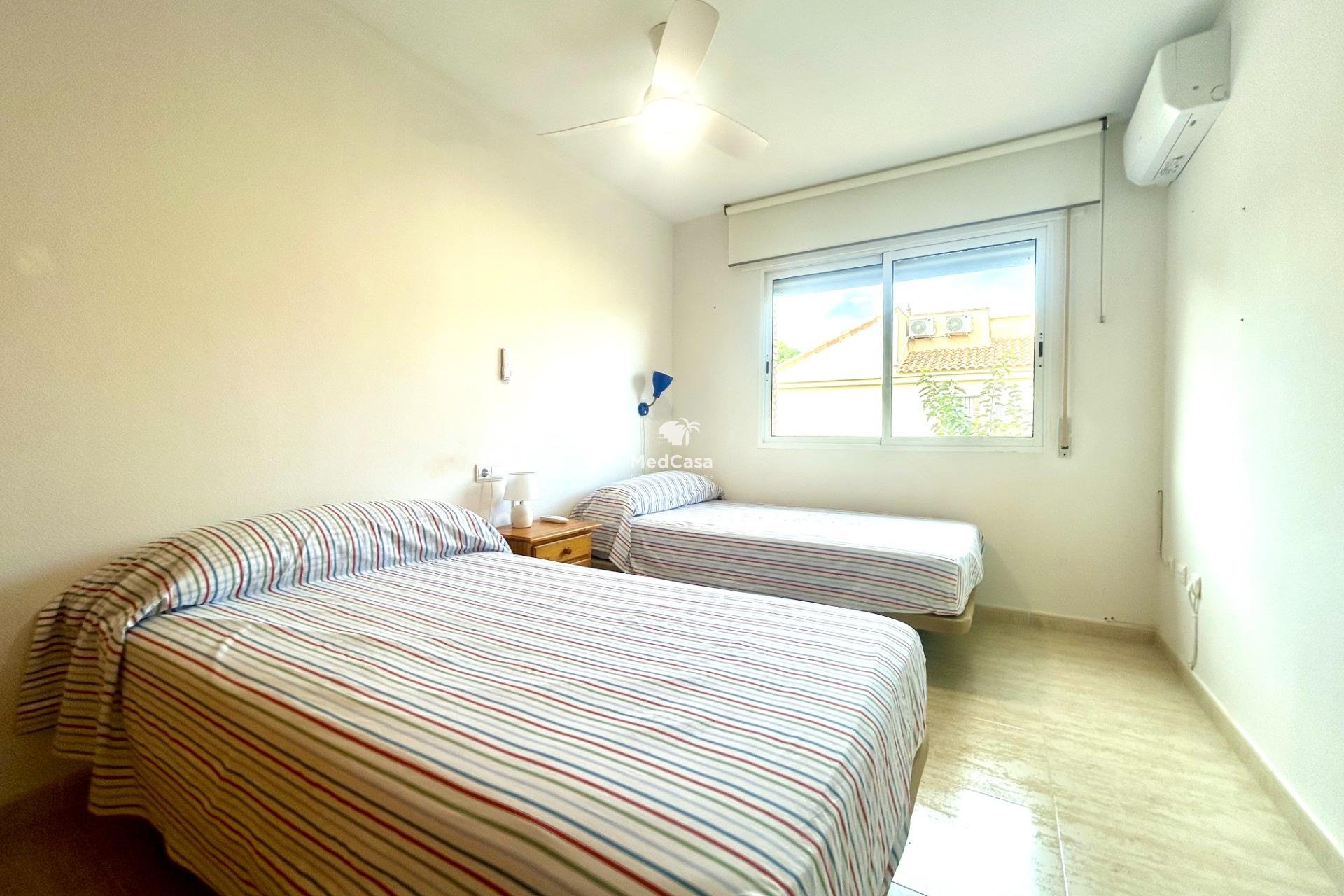 Resale - Townhouse -
Orihuela Costa - Campoamor