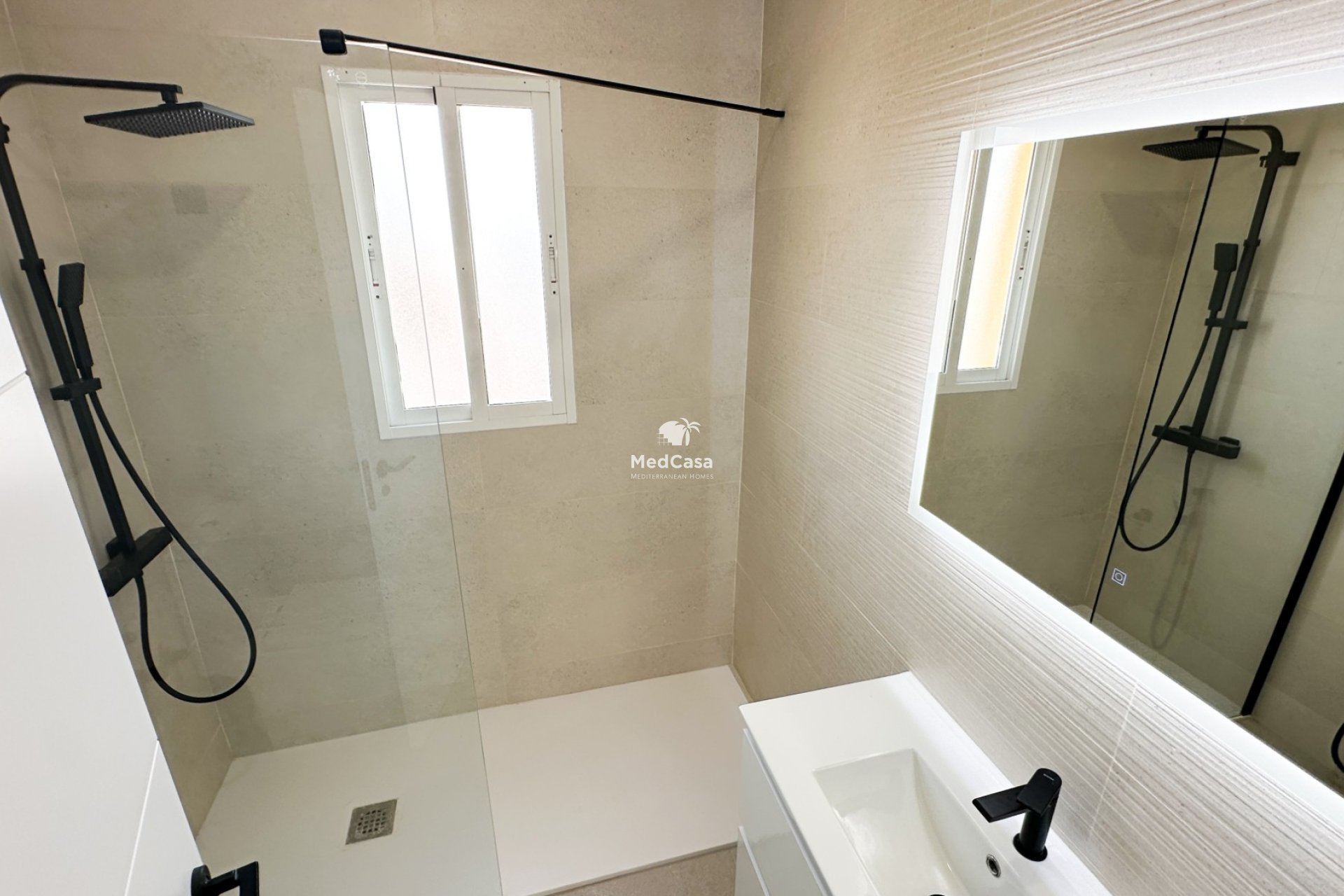 Resale - Townhouse -
Orihuela Costa - La Regia