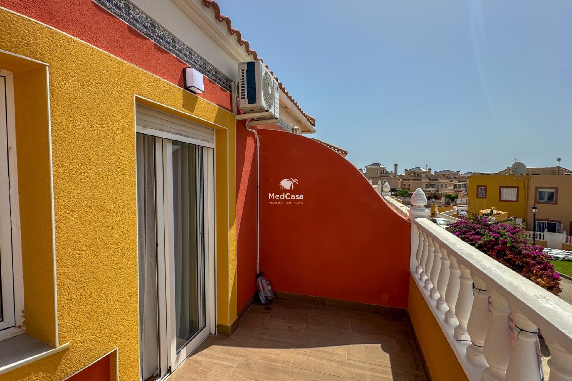 Resale - Townhouse -
Orihuela Costa - La Regia