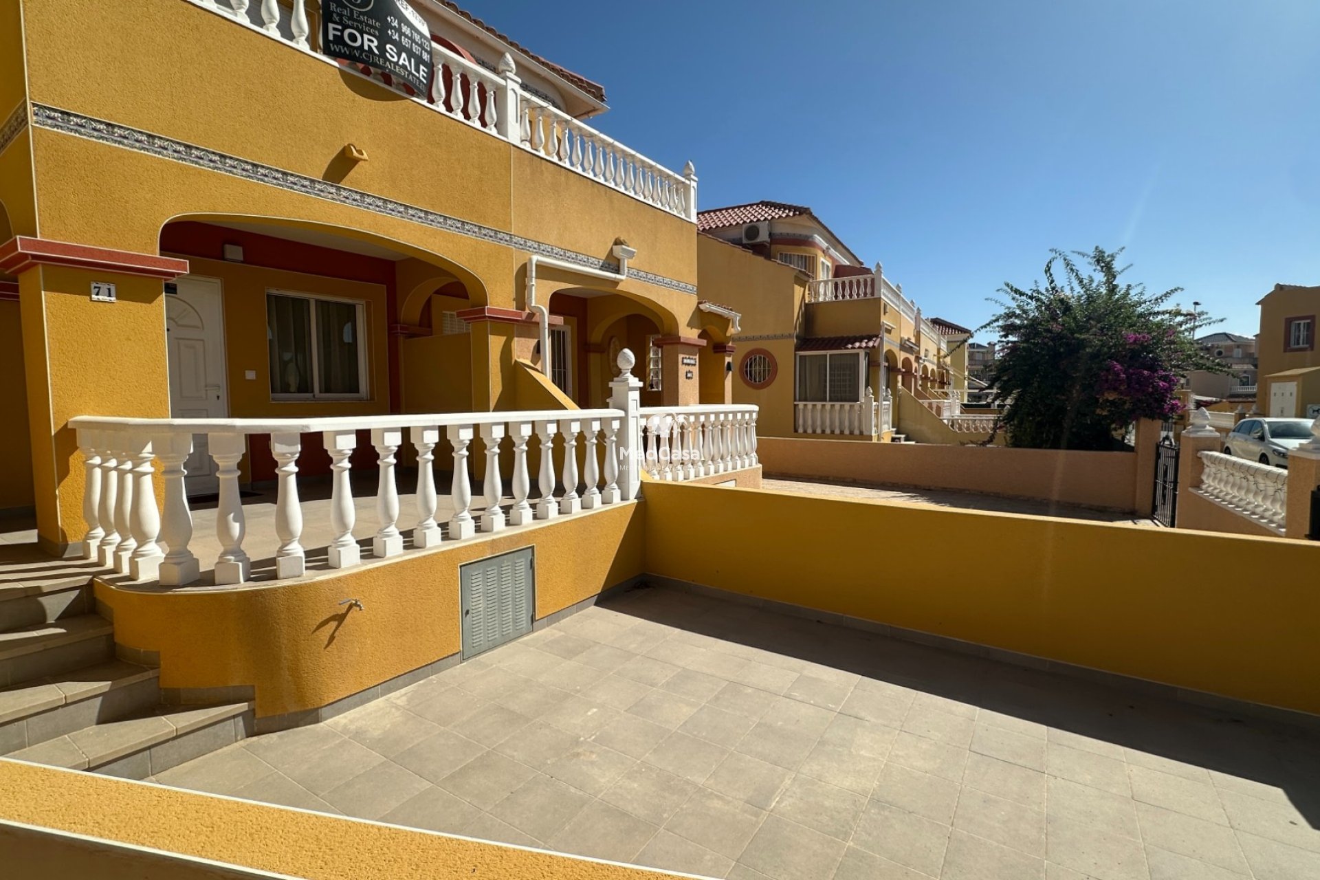Resale - Townhouse -
Orihuela Costa - La Regia