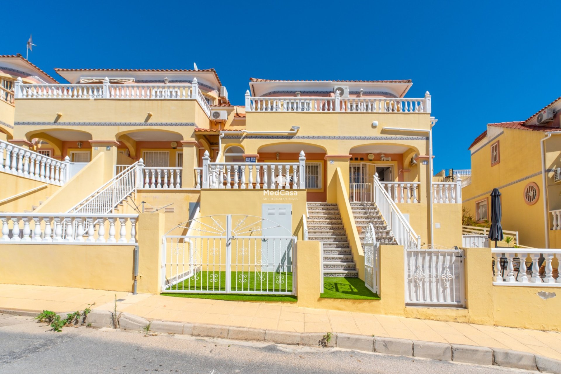 Resale - Townhouse -
Orihuela Costa - Las Filipinas