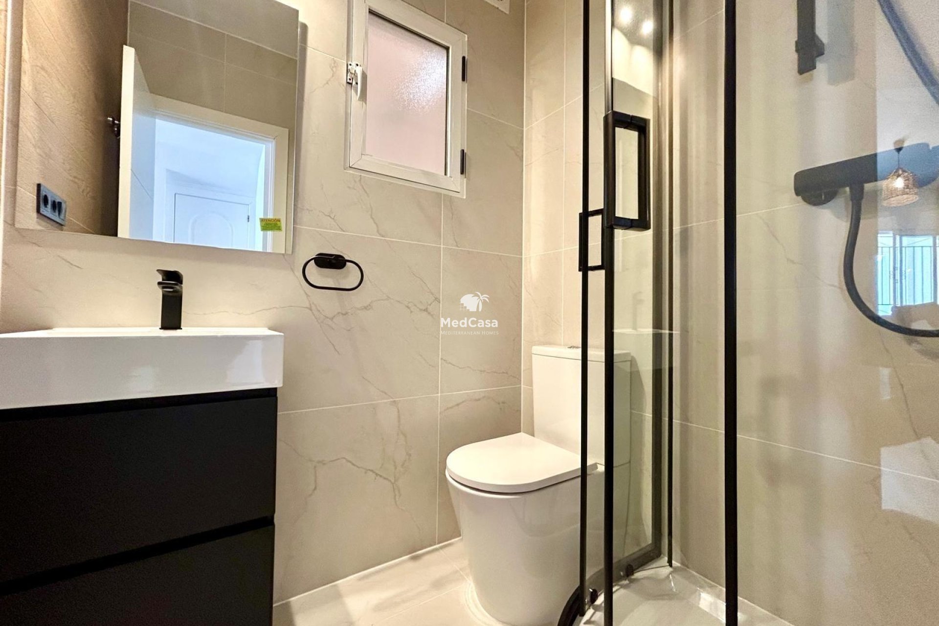 Resale - Townhouse -
Orihuela Costa - Urbanización Perla del Mar