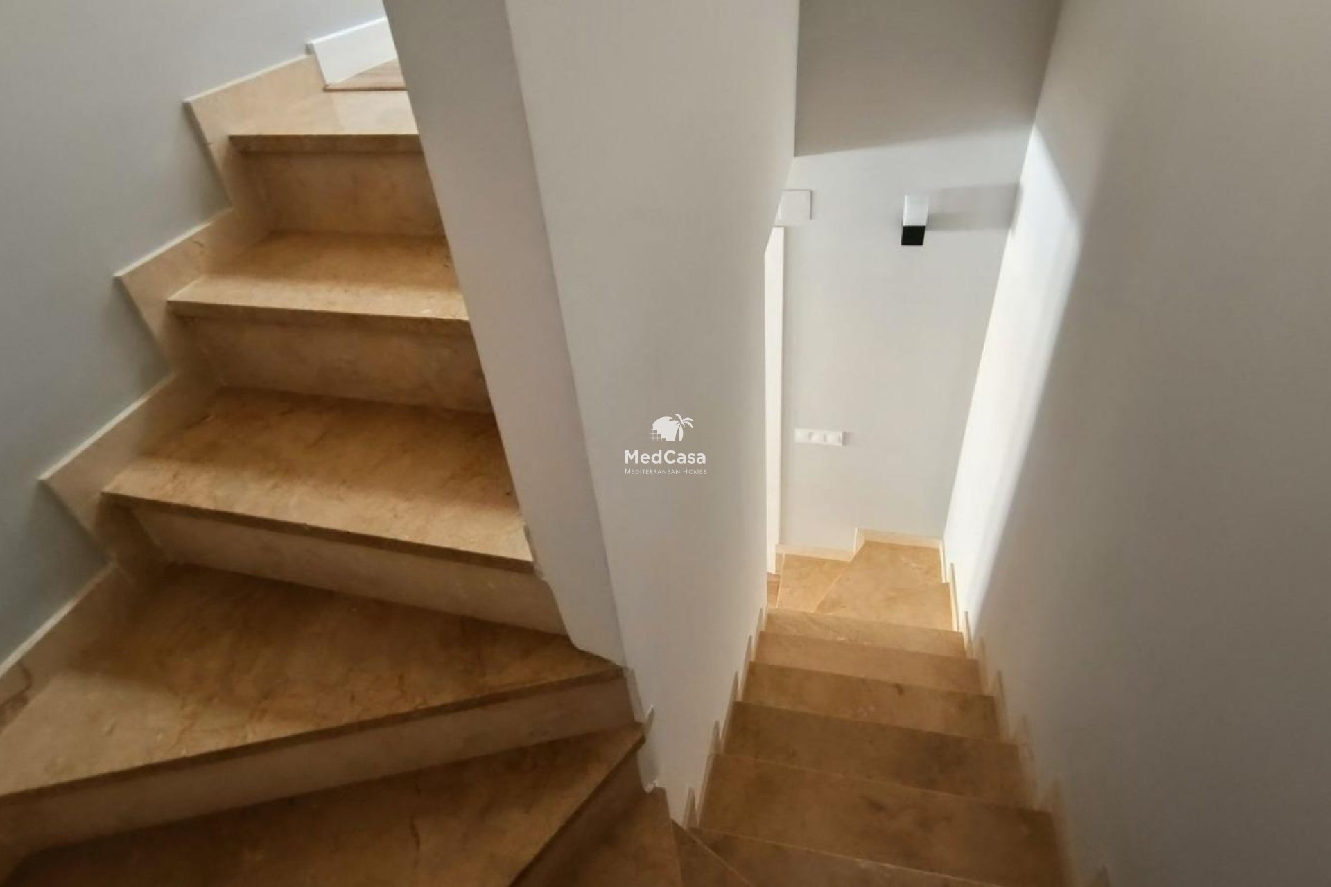 Resale - Townhouse -
Orihuela Costa - Urbanización Perla del Mar