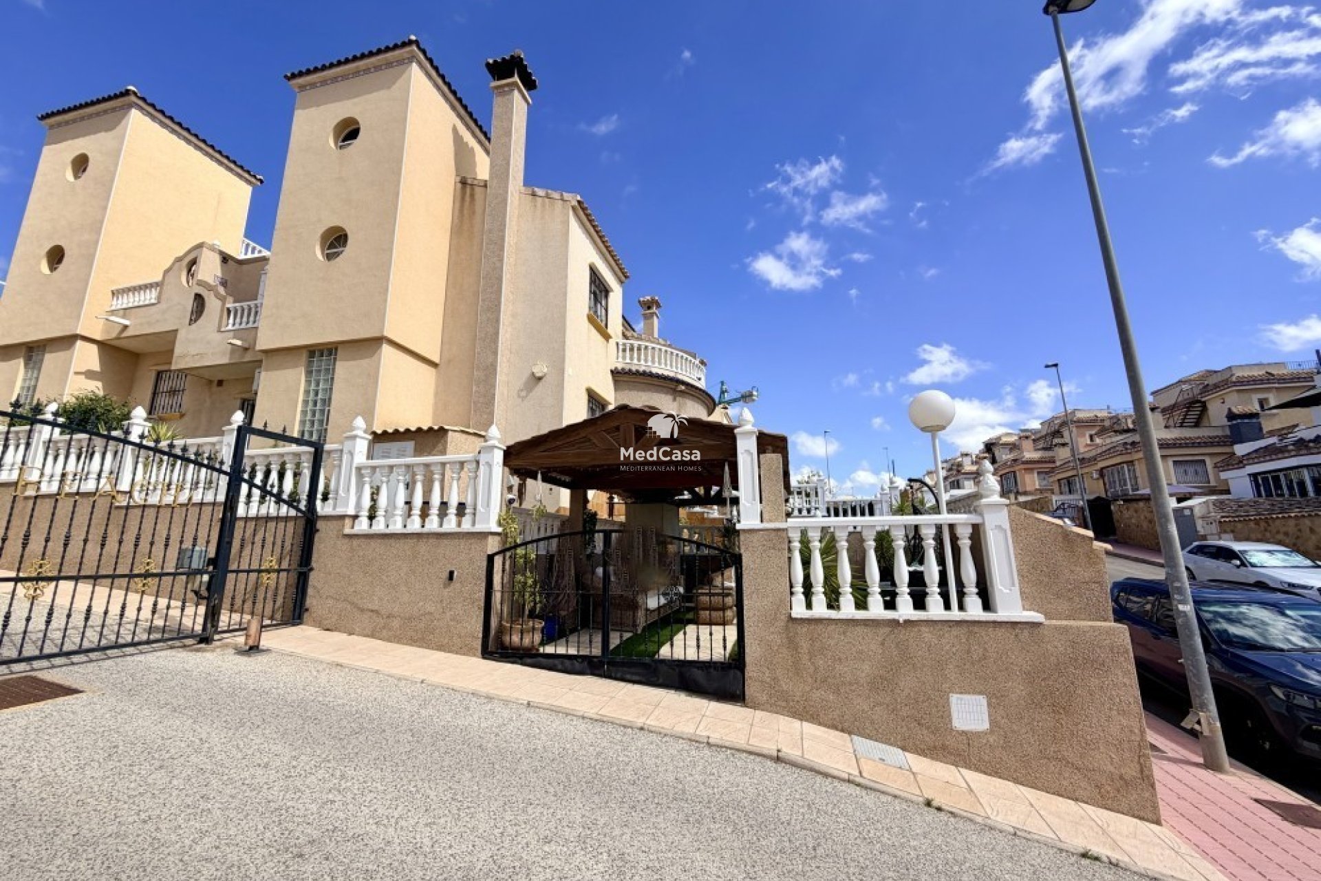 Resale - Townhouse -
Orihuela Costa - Villamartín