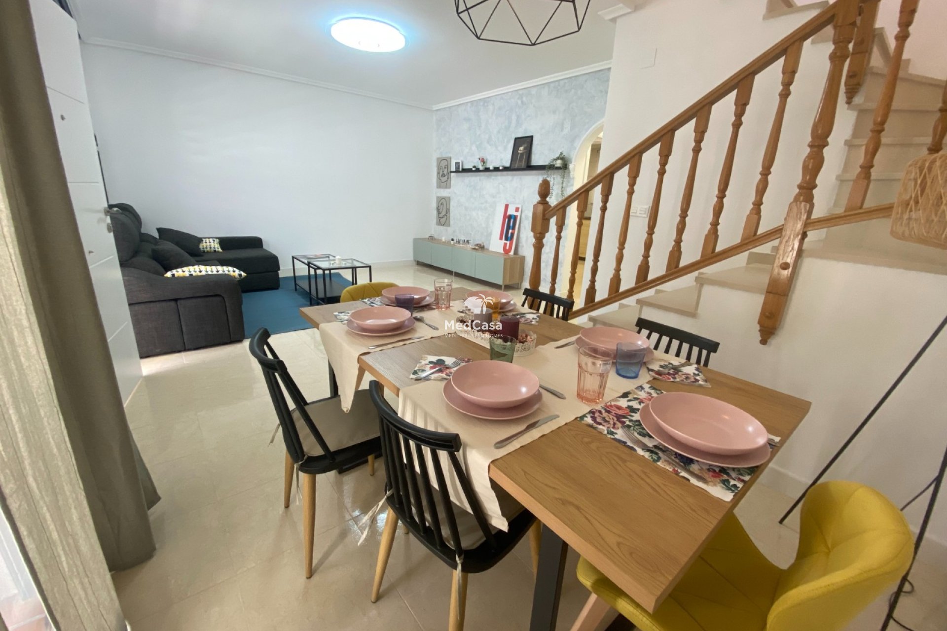 Resale - Townhouse -
San Miguel de Salinas