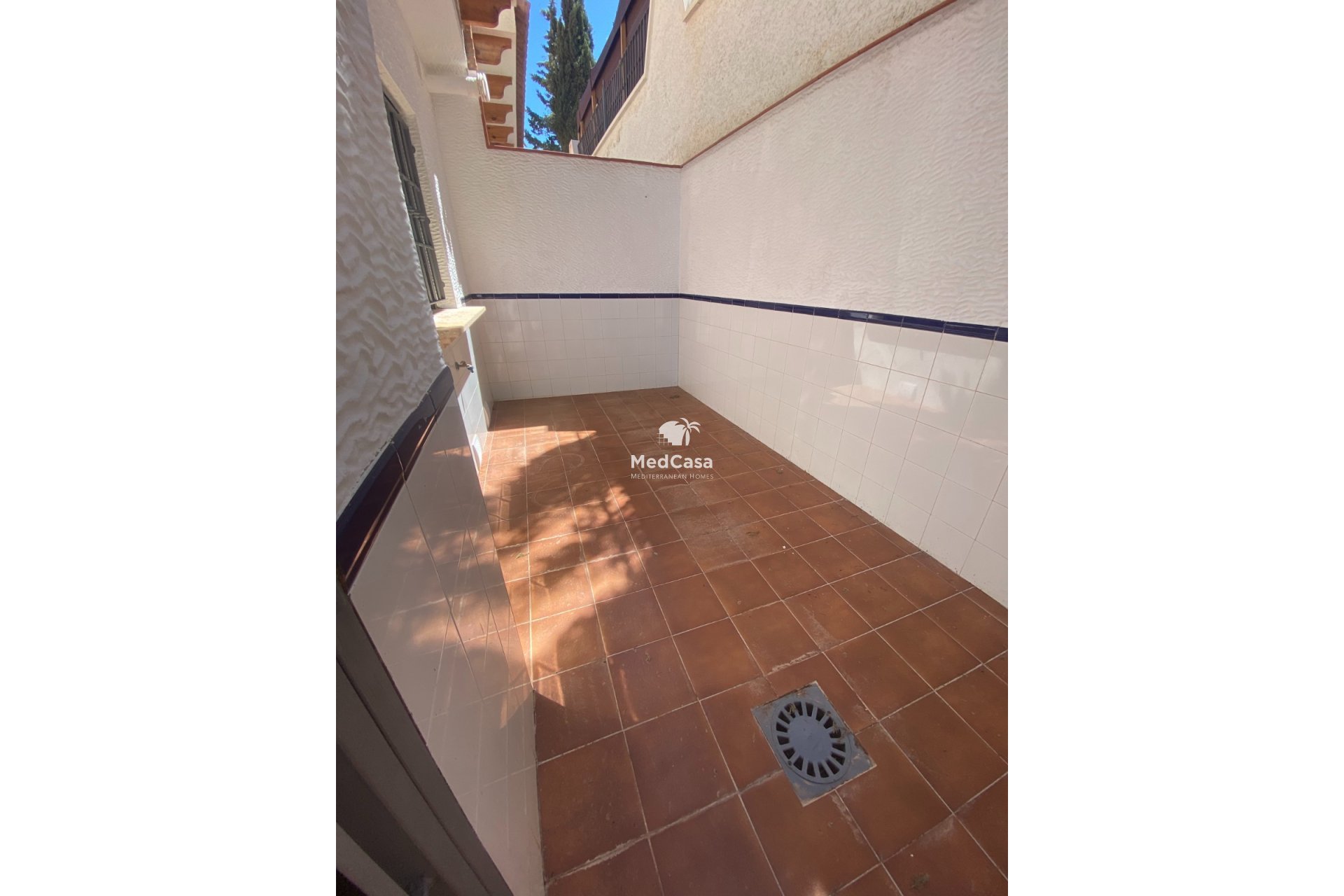 Resale - Townhouse -
San Miguel de Salinas