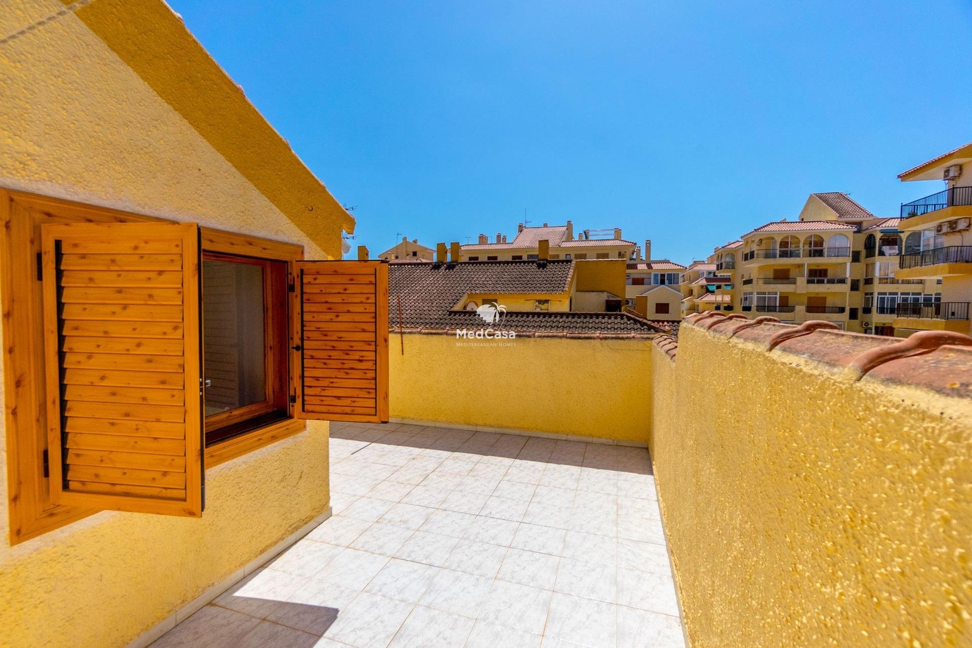 Resale - Townhouse -
Torrevieja - La Mata