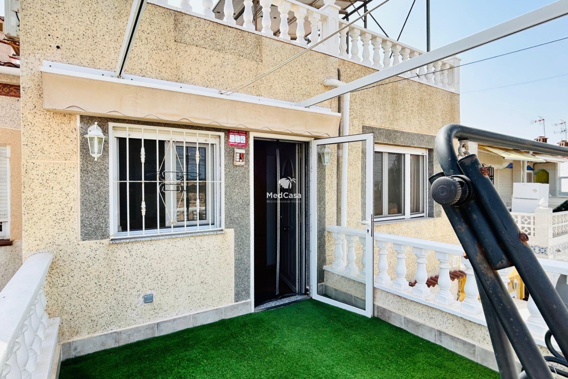 Resale - Townhouse -
Torrevieja - La Siesta - El Salado -  Torreta