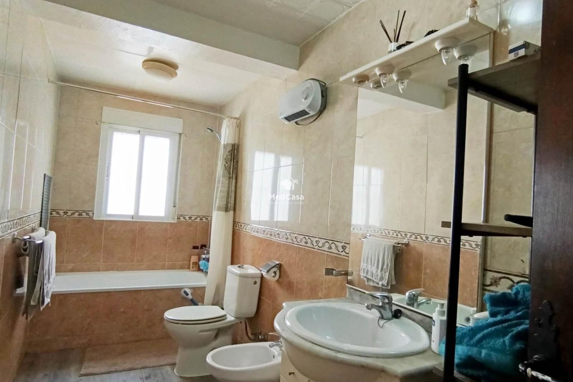 Resale - Townhouse -
Torrevieja - La Siesta - El Salado - Torreta