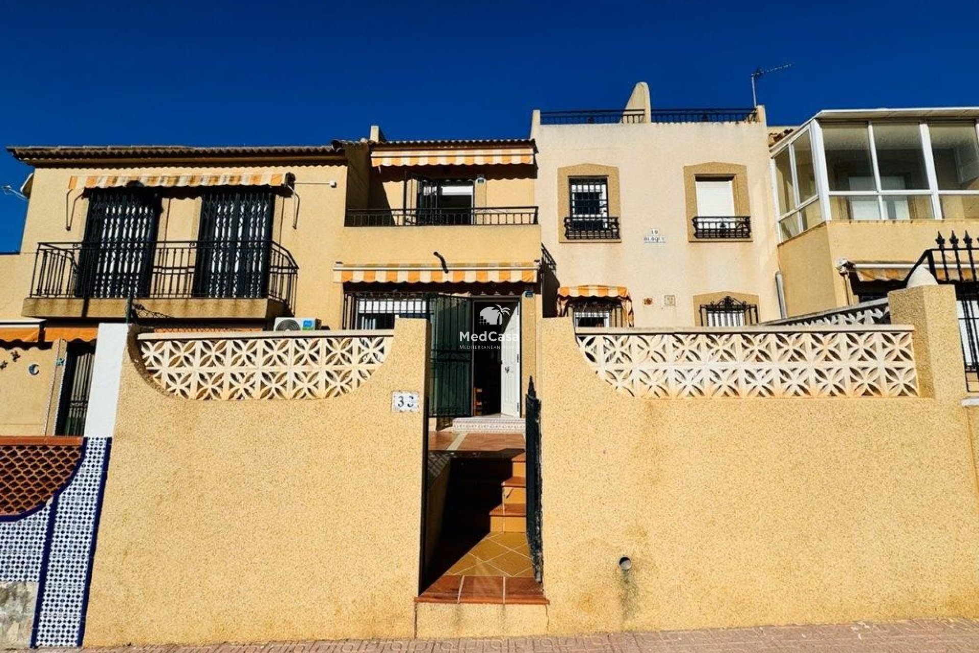 Resale - Townhouse -
Torrevieja - Nueva Torrevieja - Aguas Nuevas