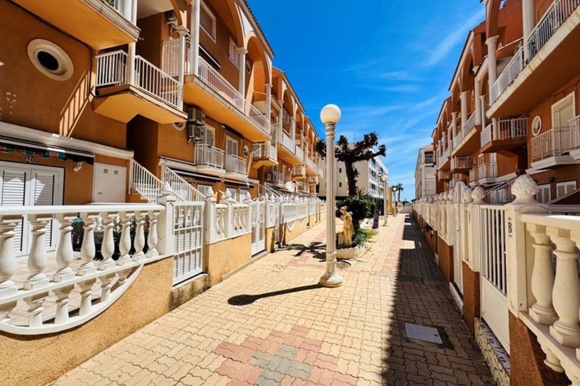 Resale - Townhouse -
Torrevieja - Torrelamata - La Mata