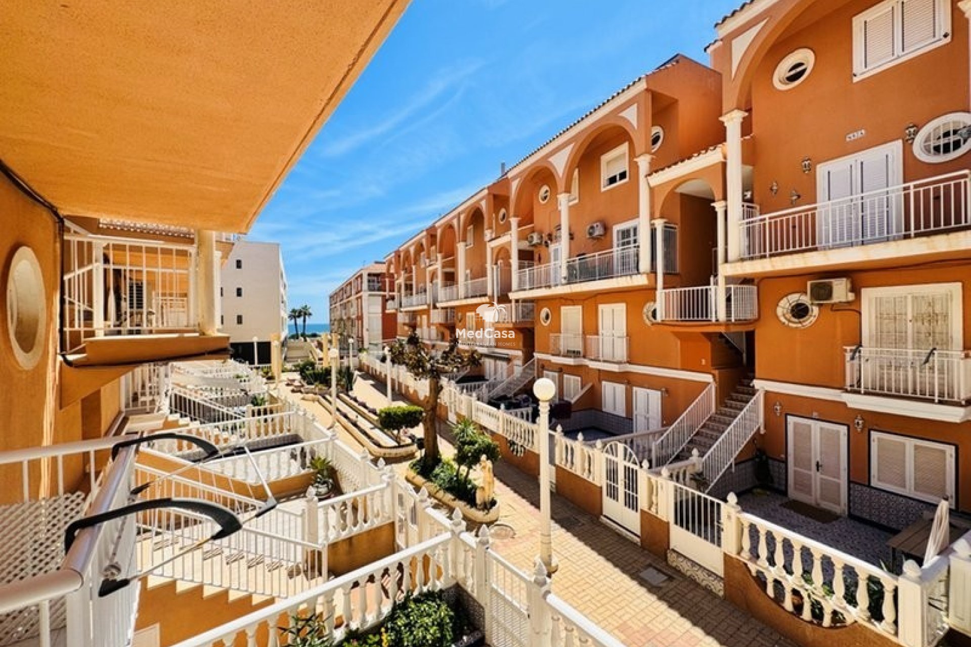 Resale - Townhouse -
Torrevieja - Torrelamata - La Mata