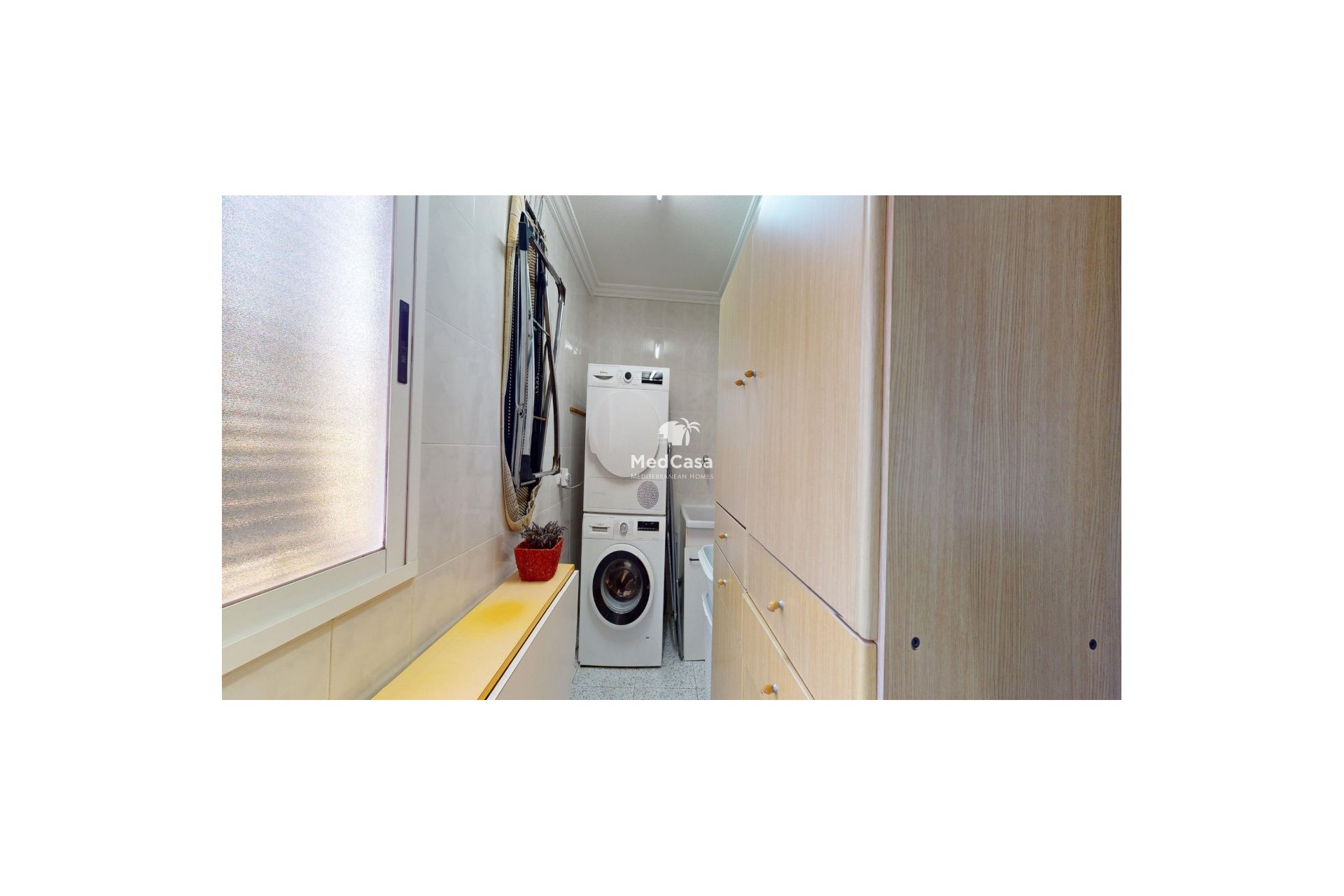 Resale - Villa -
Albatera