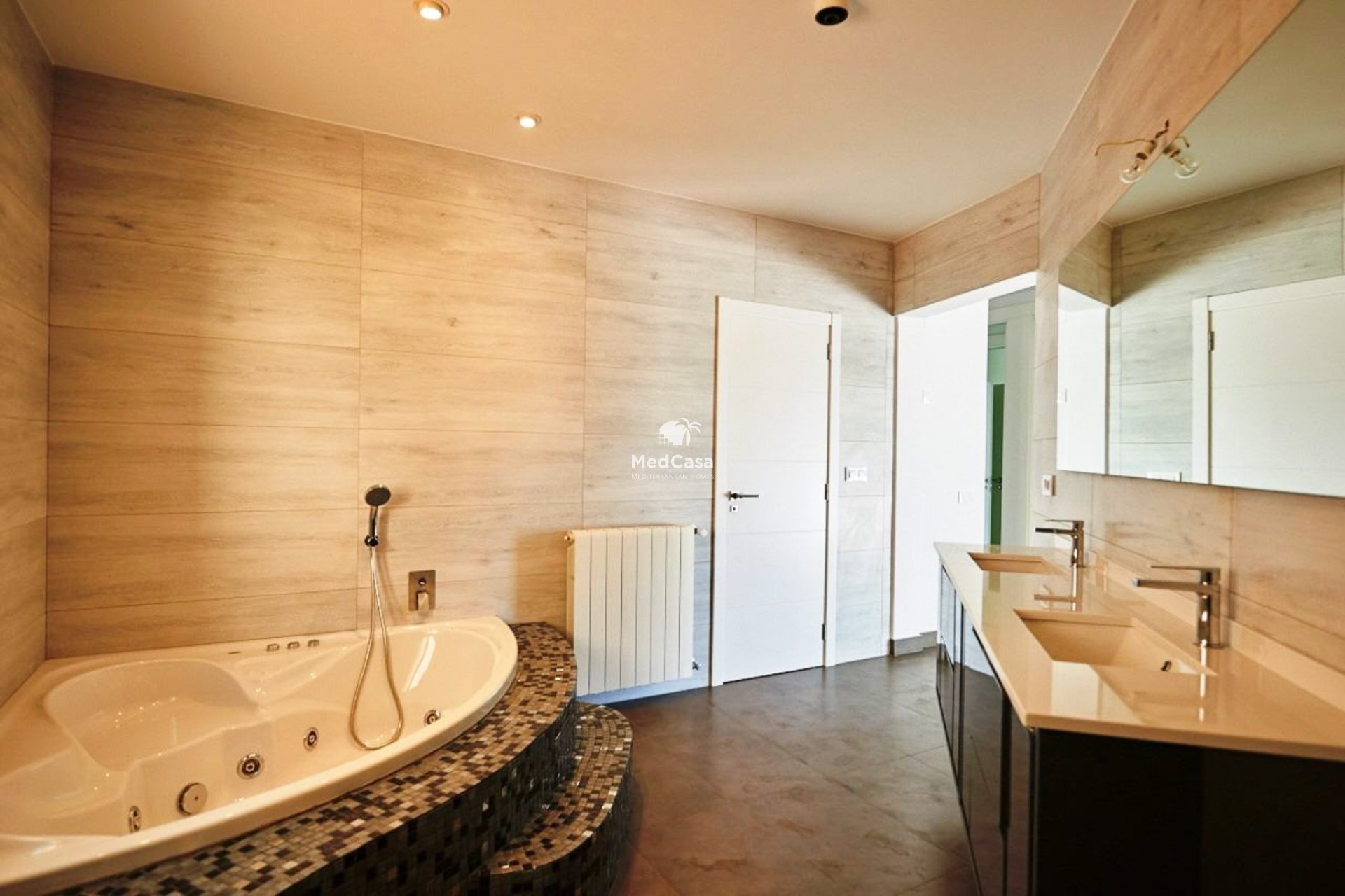 Resale - Villa -
Altea