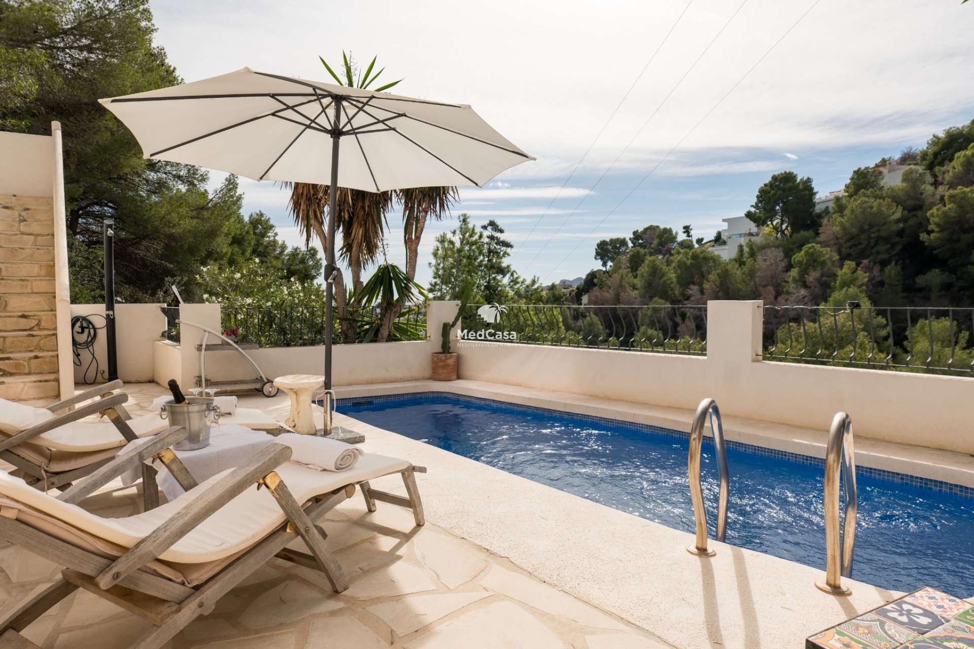 Resale - Villa -
Benissa - Montemar