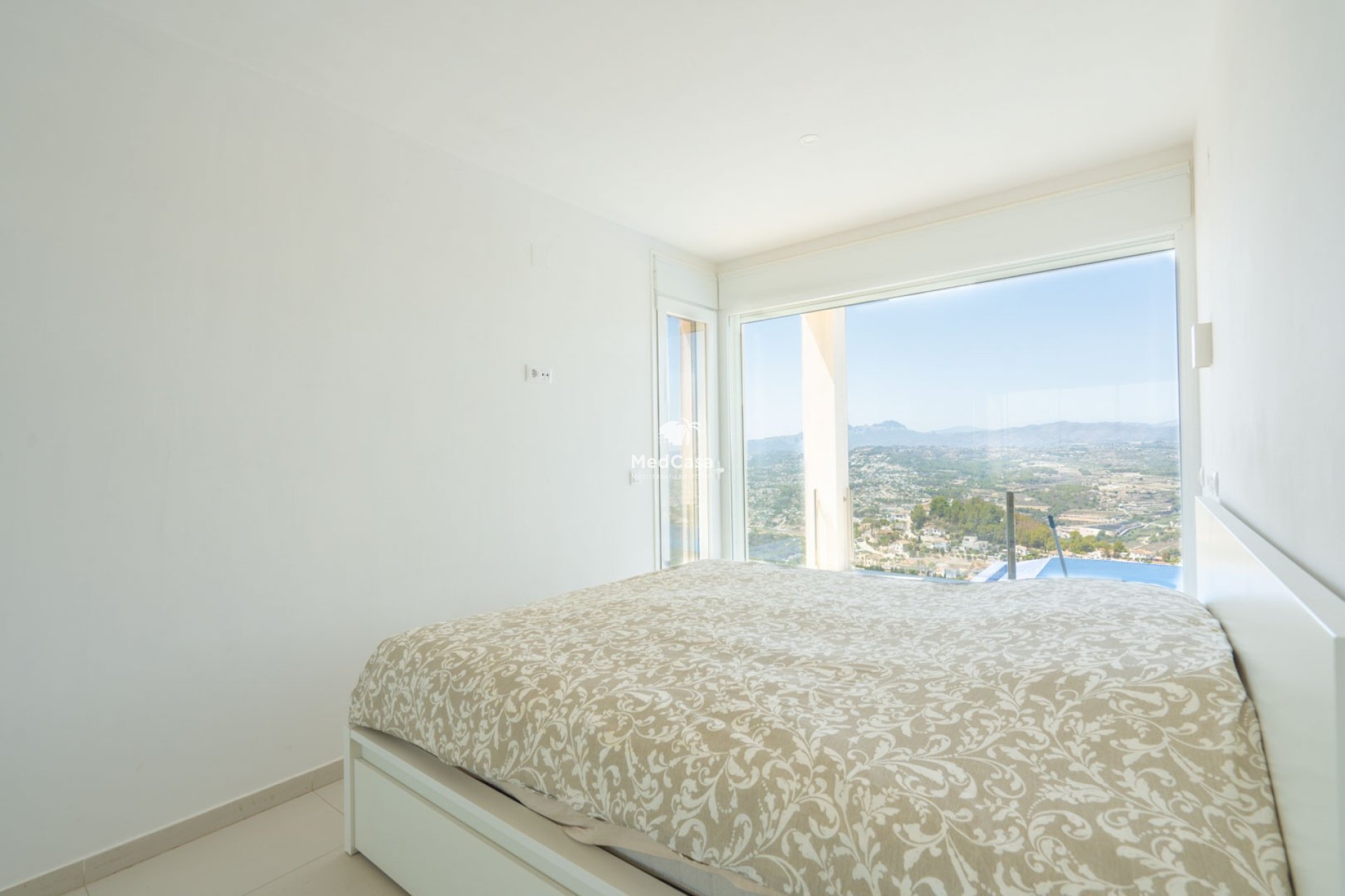 Resale - Villa -
Benitachell - Cumbre del Sol