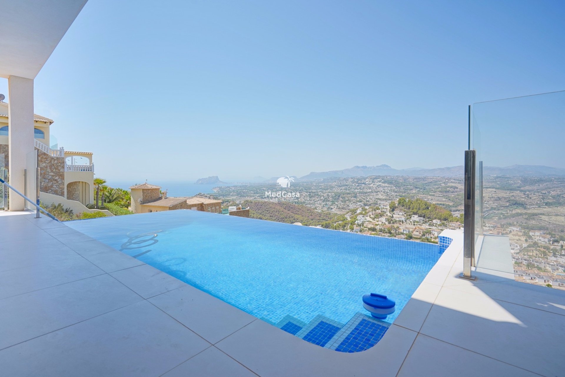 Resale - Villa -
Benitachell - Cumbre del Sol