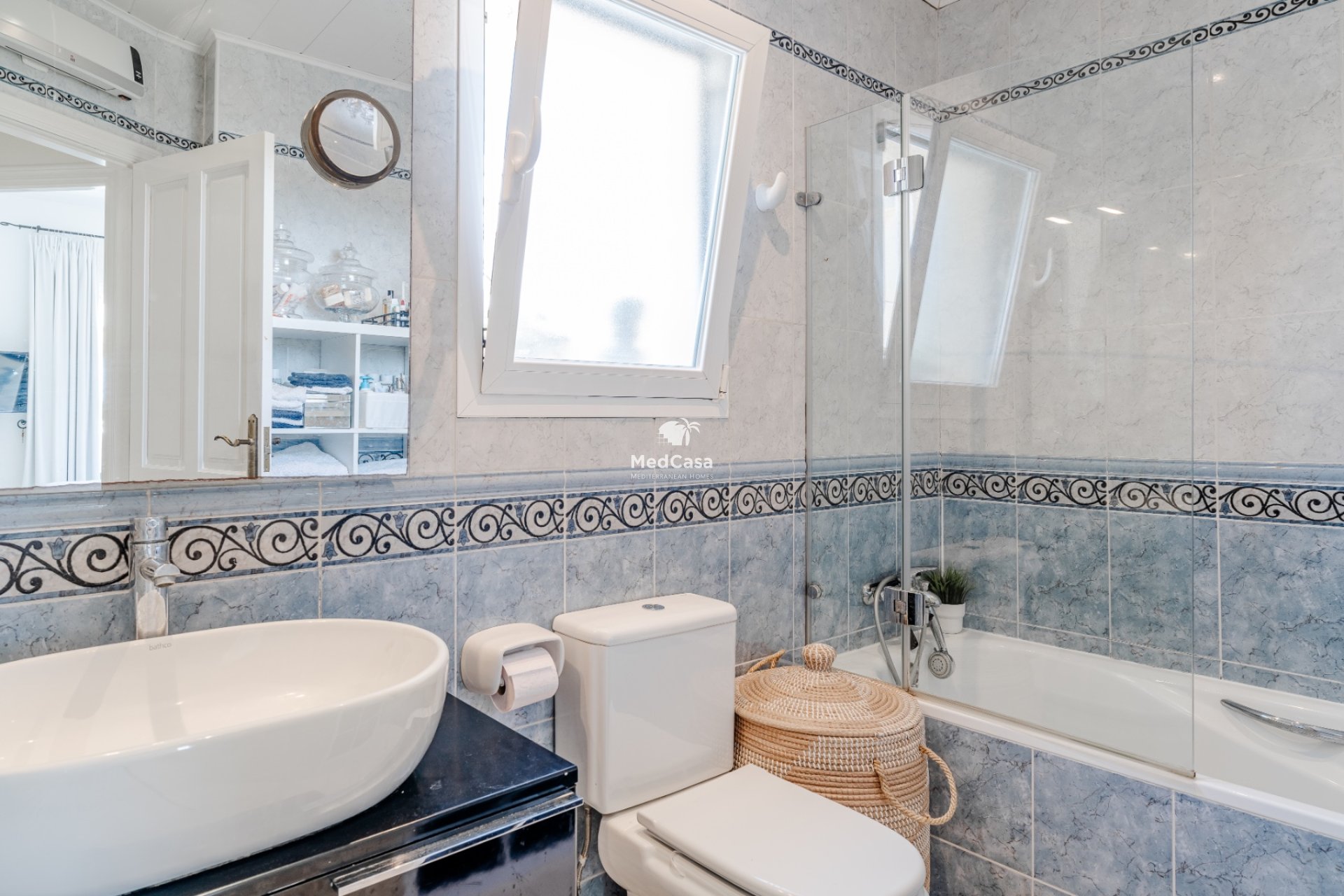 Resale - Villa -
Benitachell - Cumbre del Sol