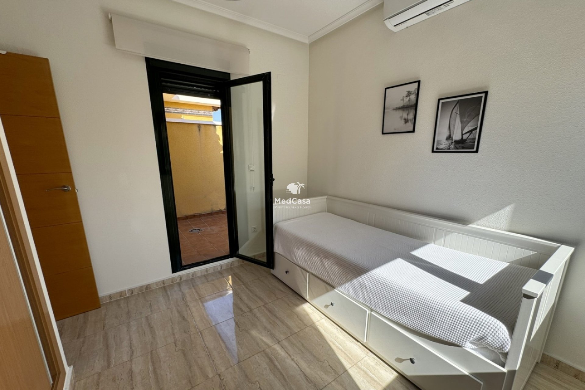 Resale - Villa -
Ciudad Quesada