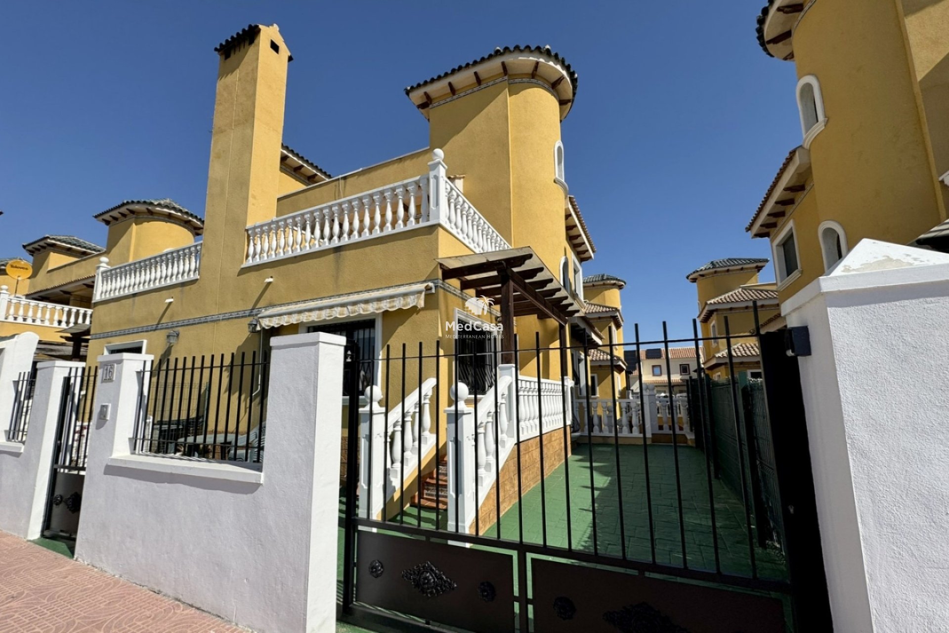 Resale - Villa -
Ciudad Quesada