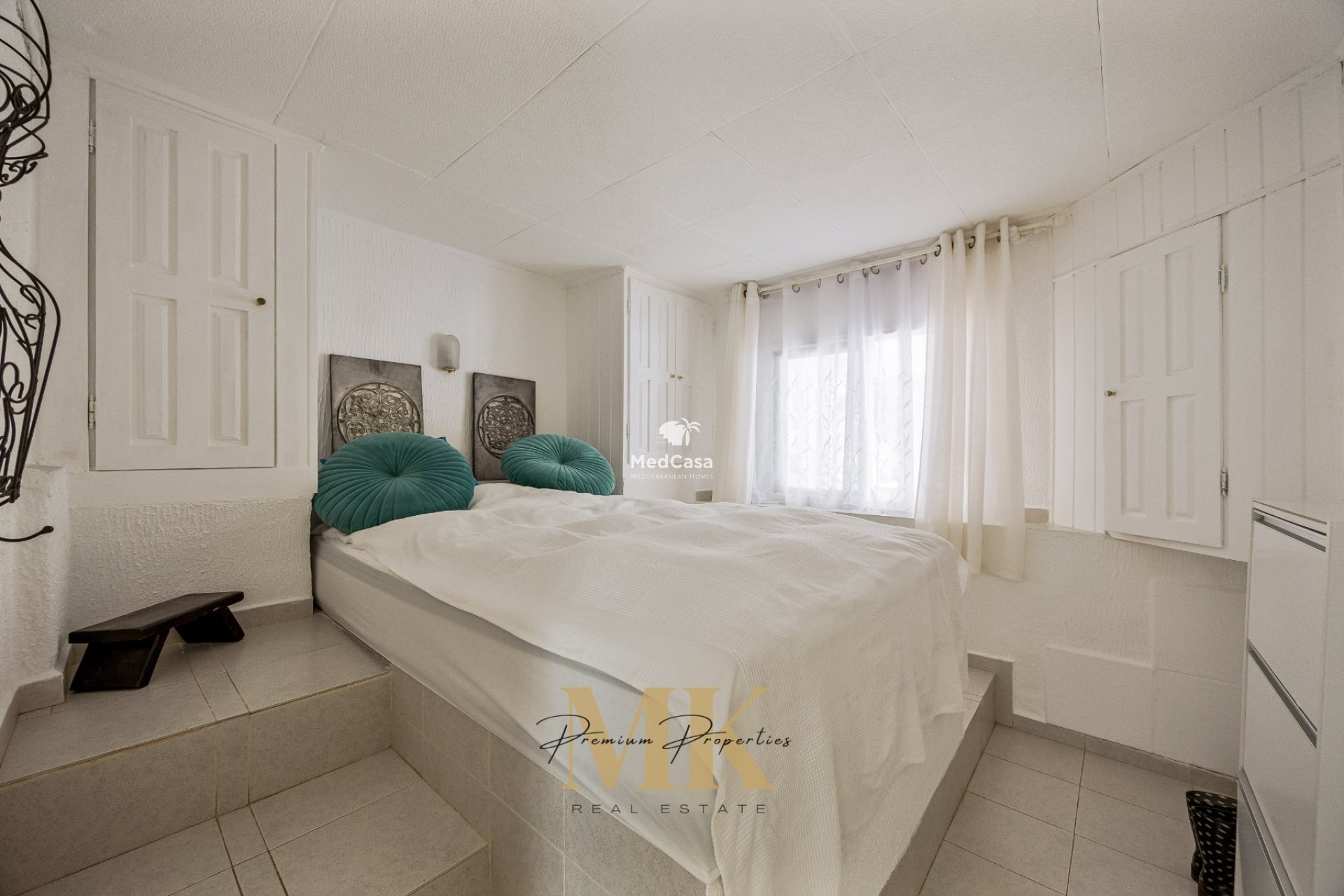 Resale - Villa -
Denia - Montgó