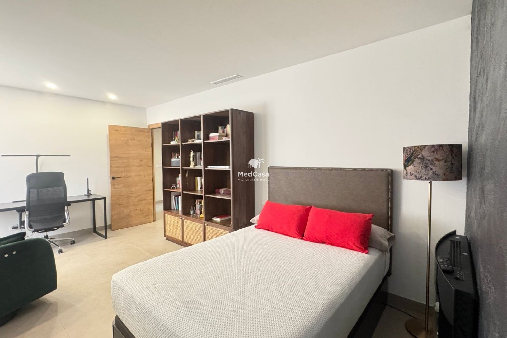 Resale - Villa -
Elche - Peña las Águilas