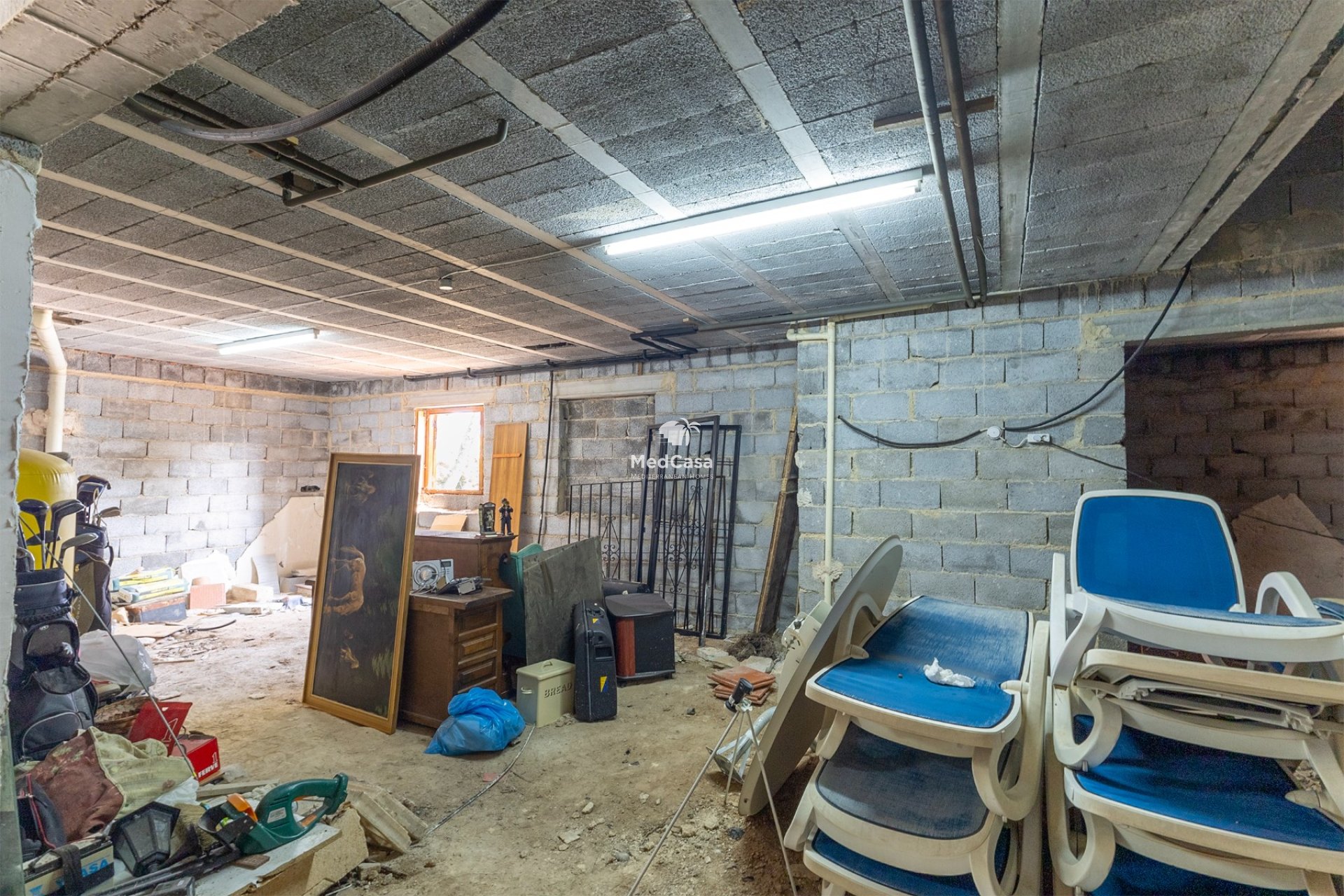 Resale - Villa -
Jávea - Tossalet