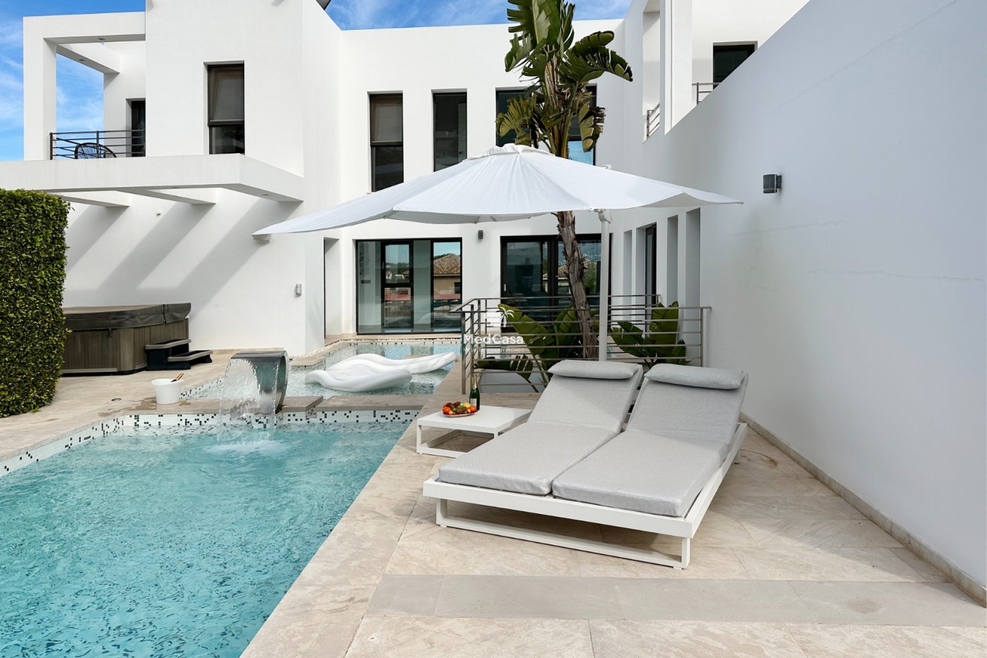 Resale - Villa -
Jávea/Xàbia - Cansalades