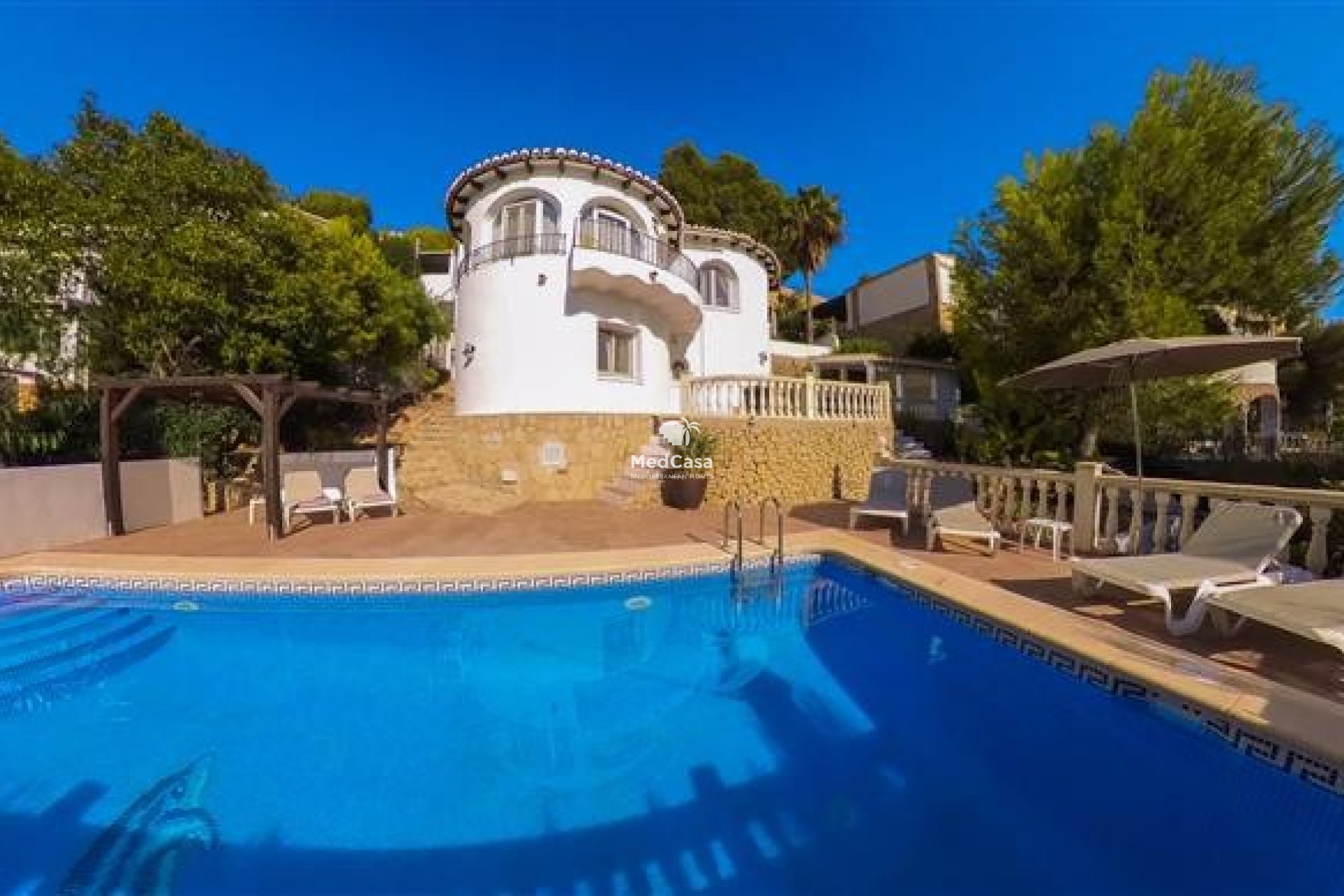 Resale - Villa -
Moraira - Alcazar