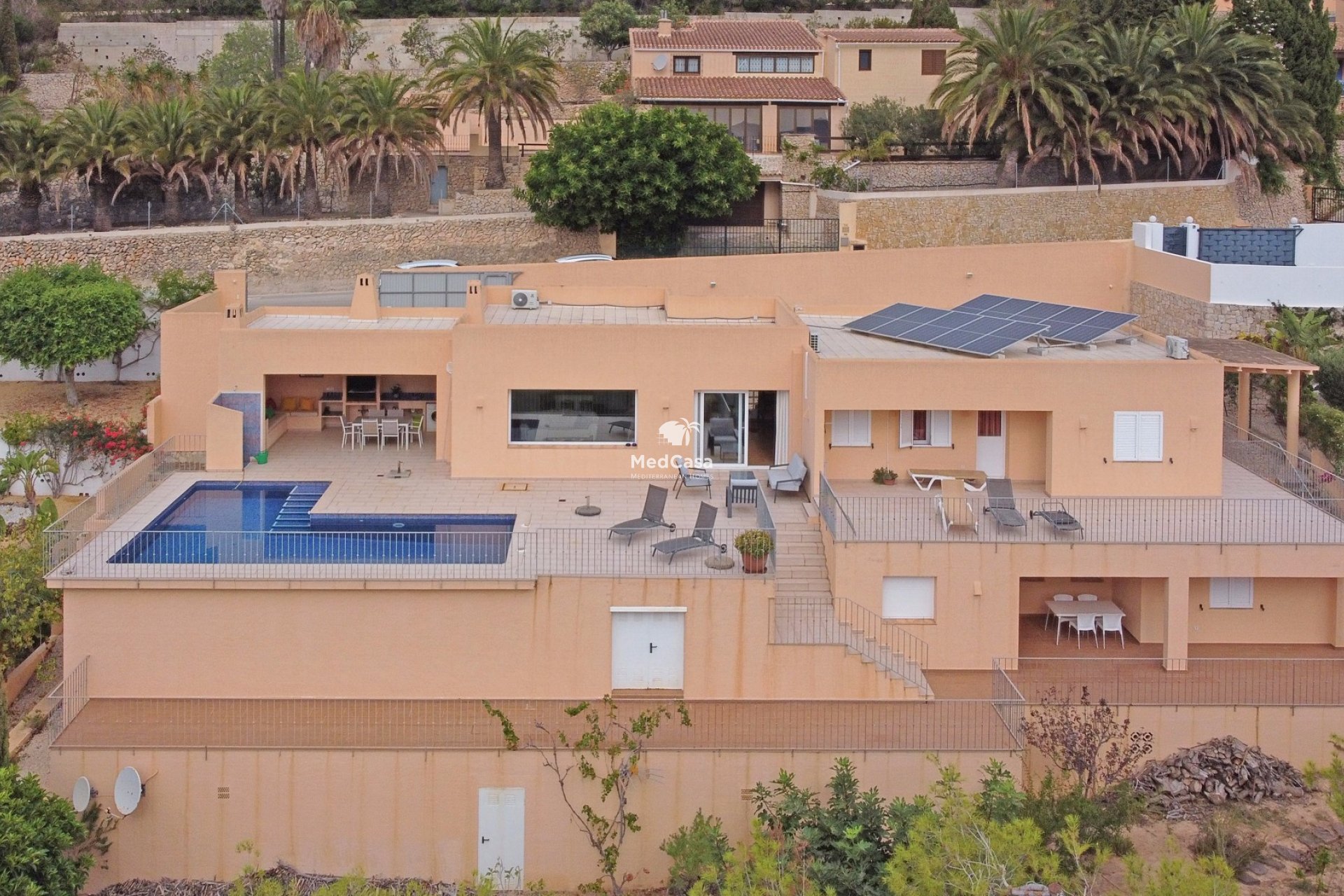 Resale - Villa -
Moraira - Benimeit