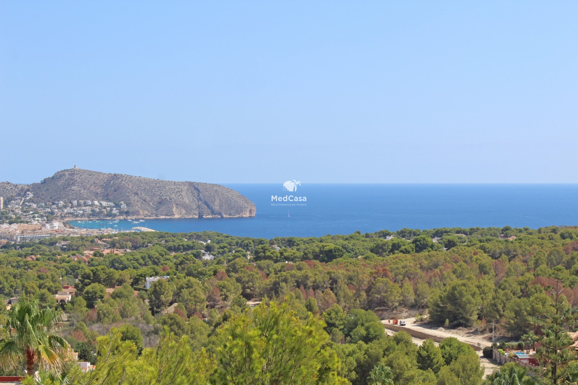 Resale - Villa -
Moraira - Benimeit